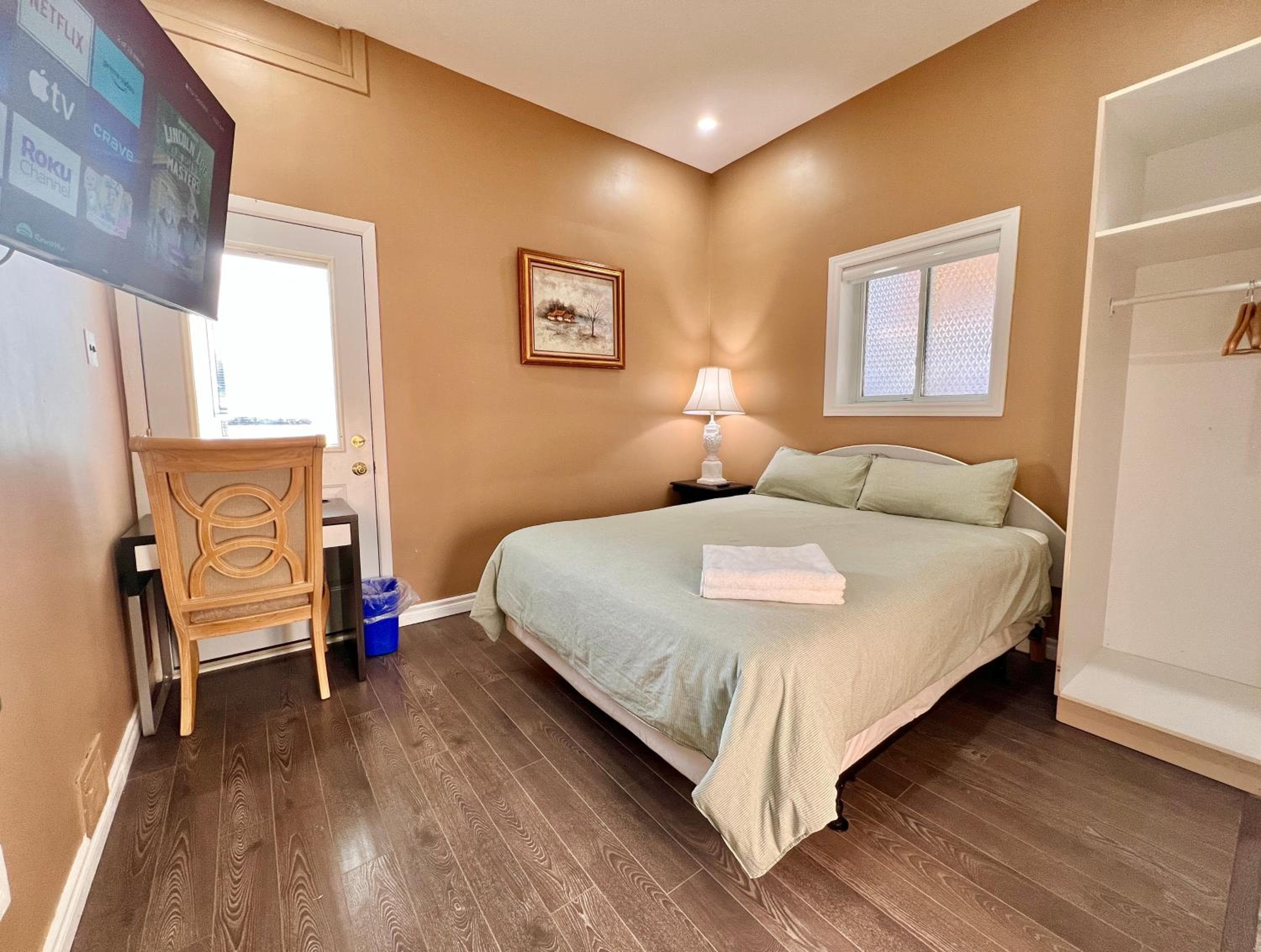 Newly Renovated Home in Central Aurora