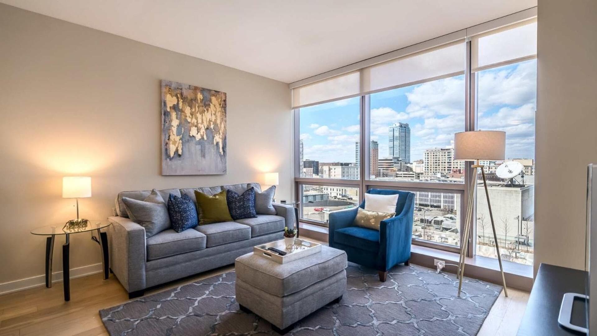 Luxury Apartment Downtown - AS-9T