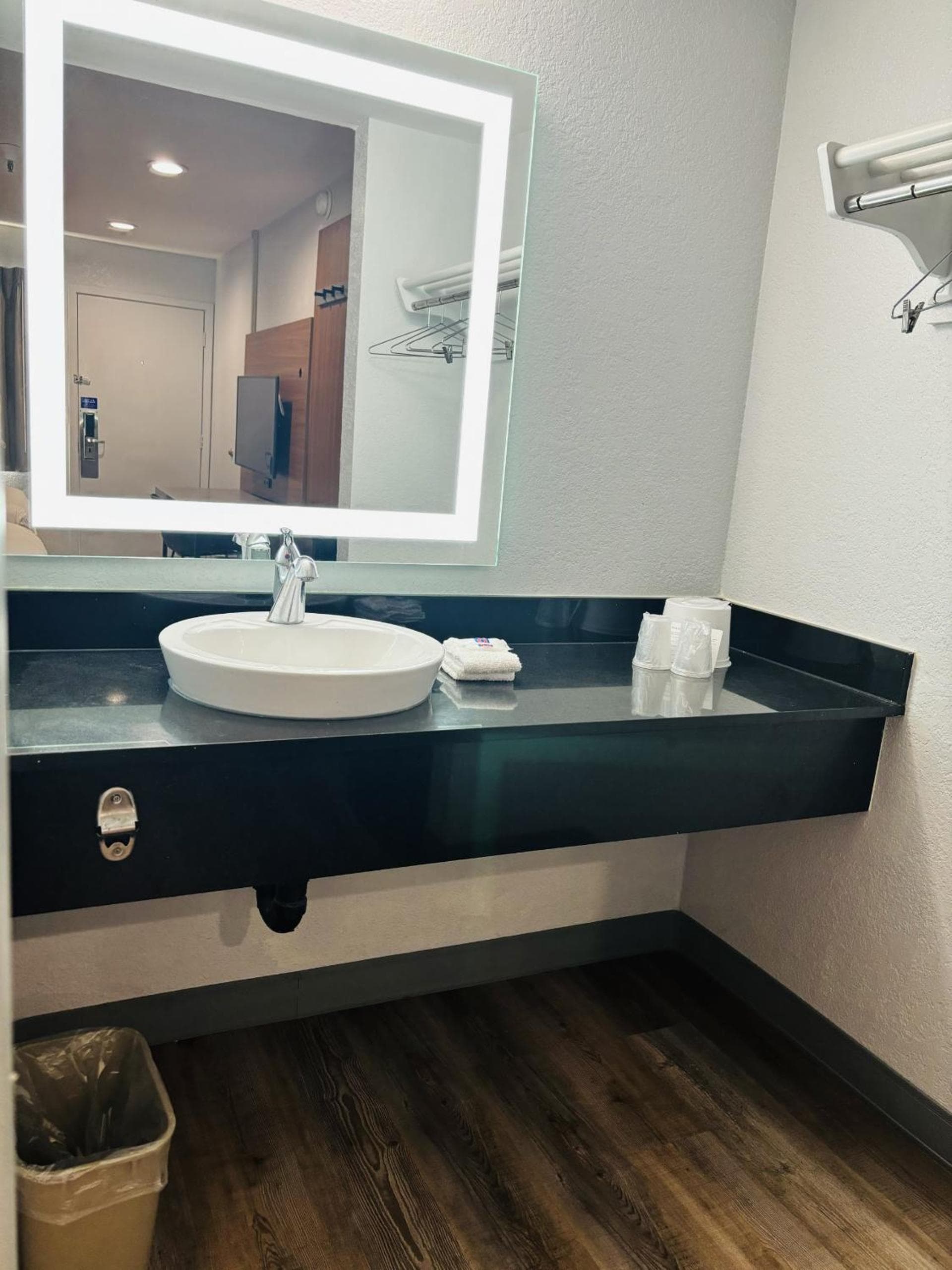 Motel 6-Santa Ana, CA