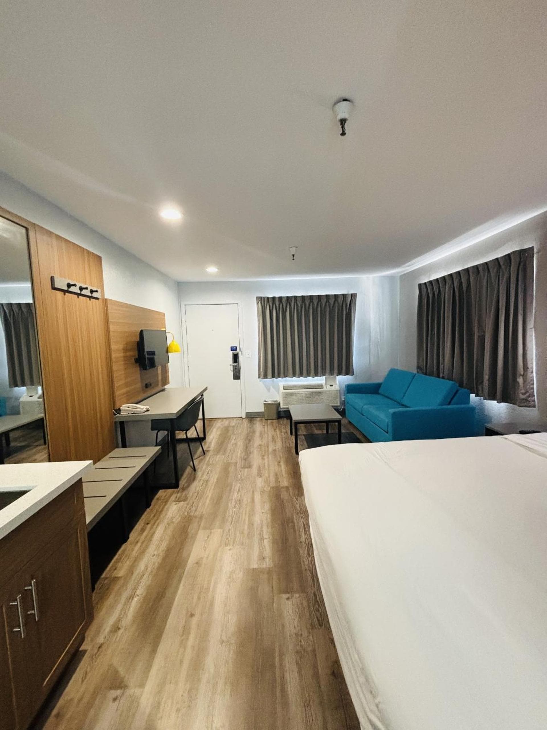 Motel 6-Santa Ana, CA