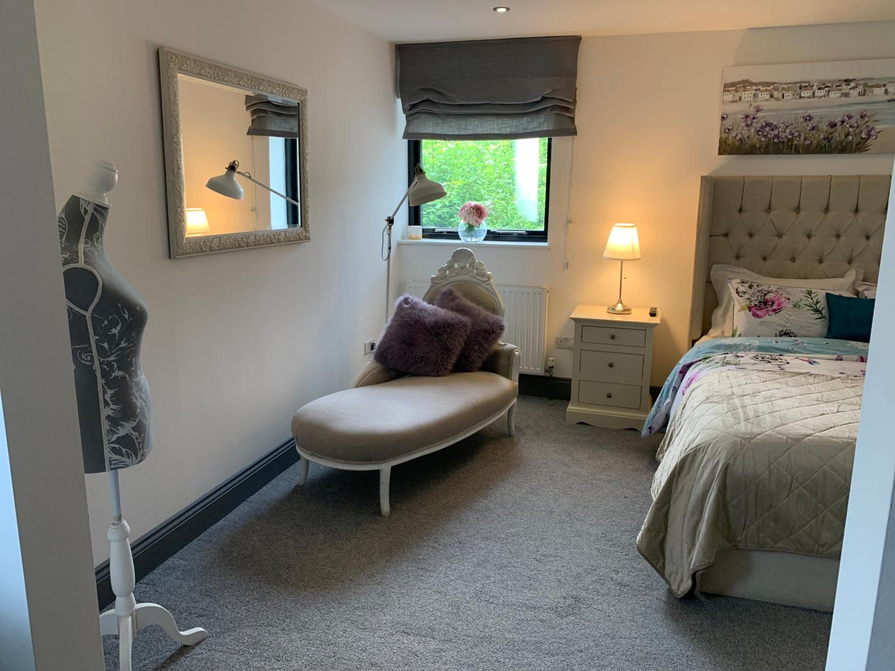 Luxury 5 Bed All En-Suite Cinema Room