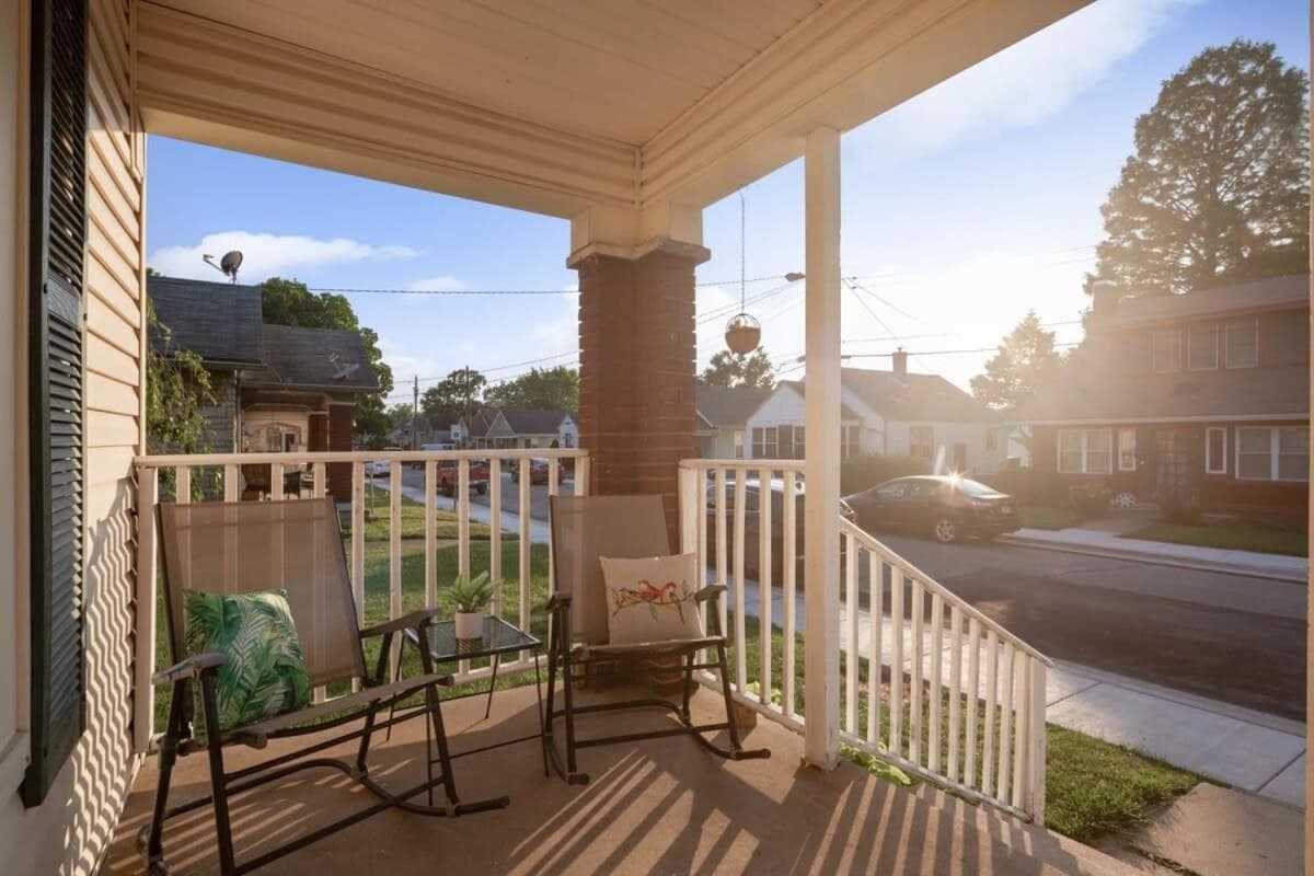 Charming 2BR Getaway