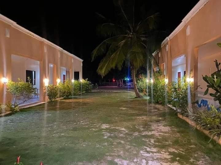 CRISOLS BEACH RESORT - MALAPASCUA ISLAND