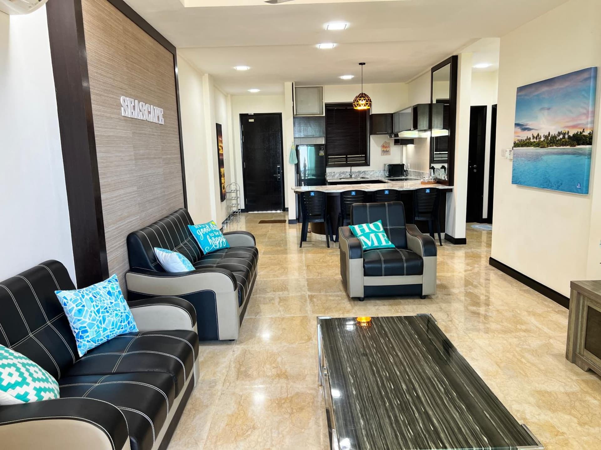 Seascape Karambunai Home - Amazing sea front view!