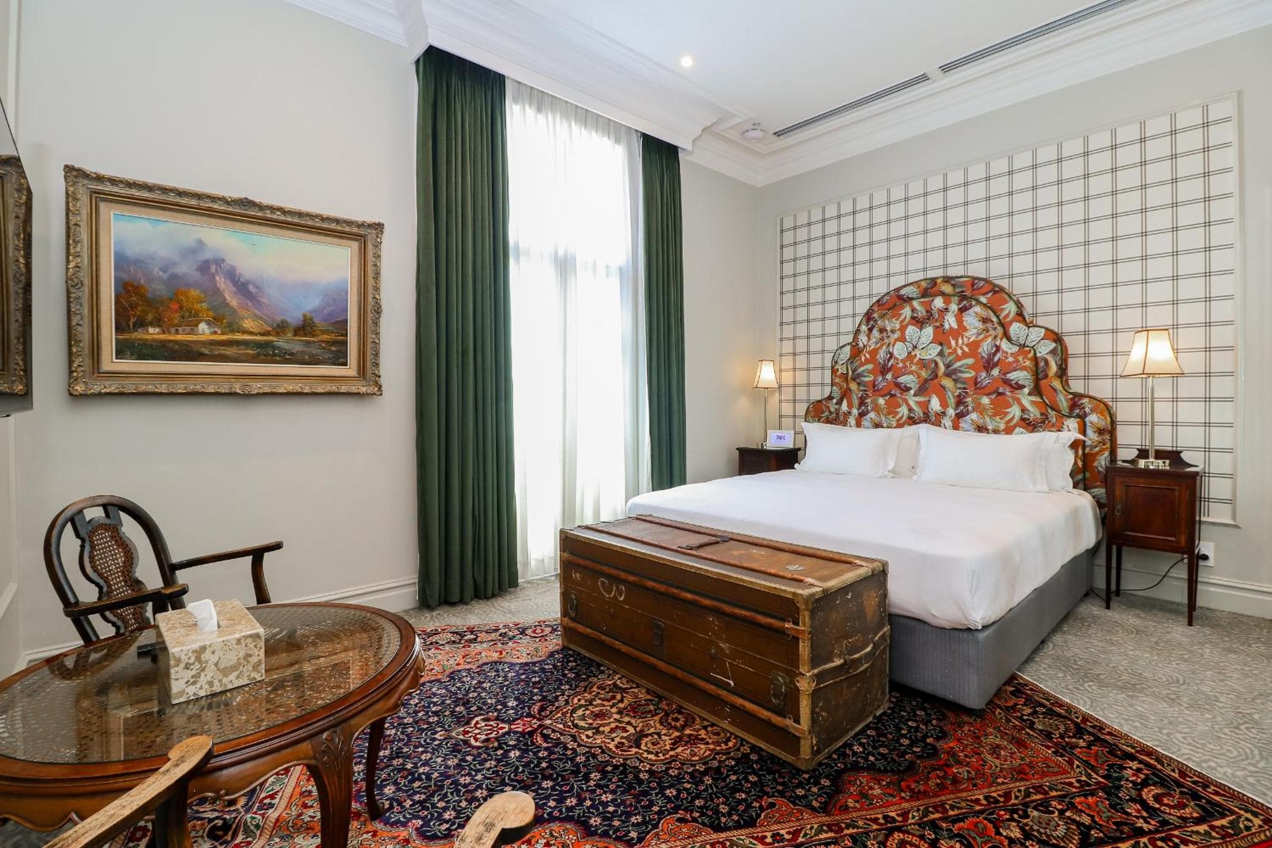 The Monarch Hotel