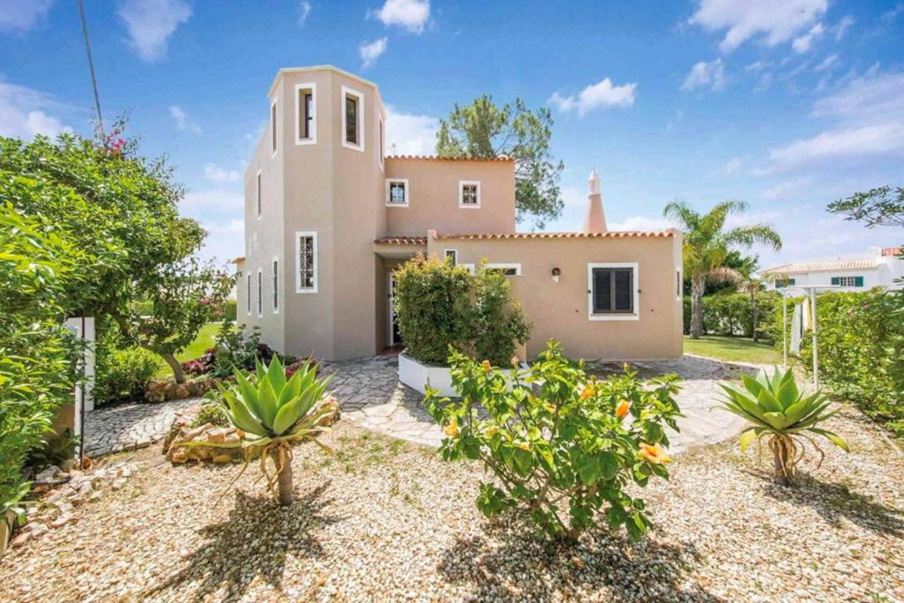 Villa Silveira II