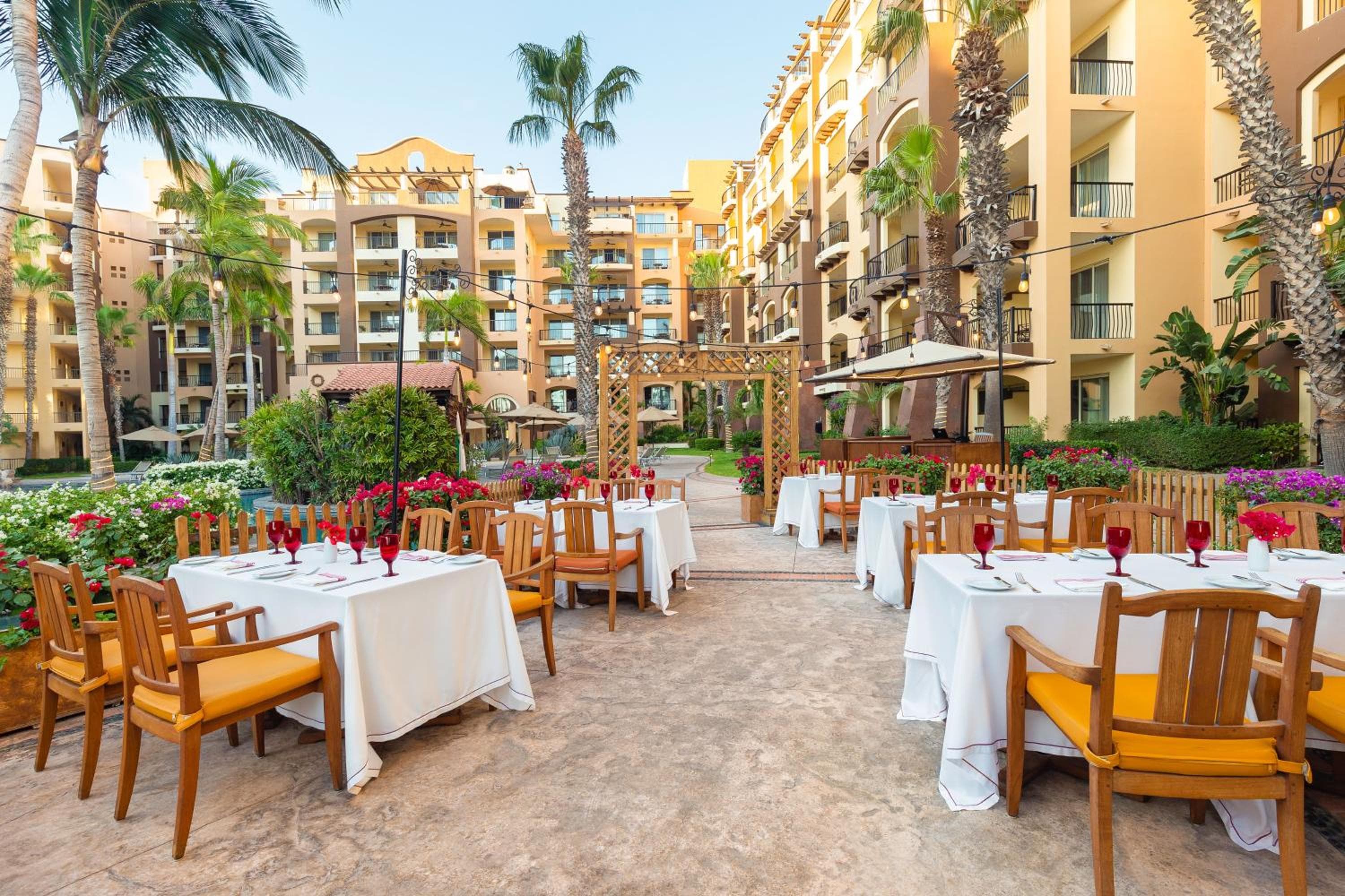 Villa del Arco Beach Resort & Spa