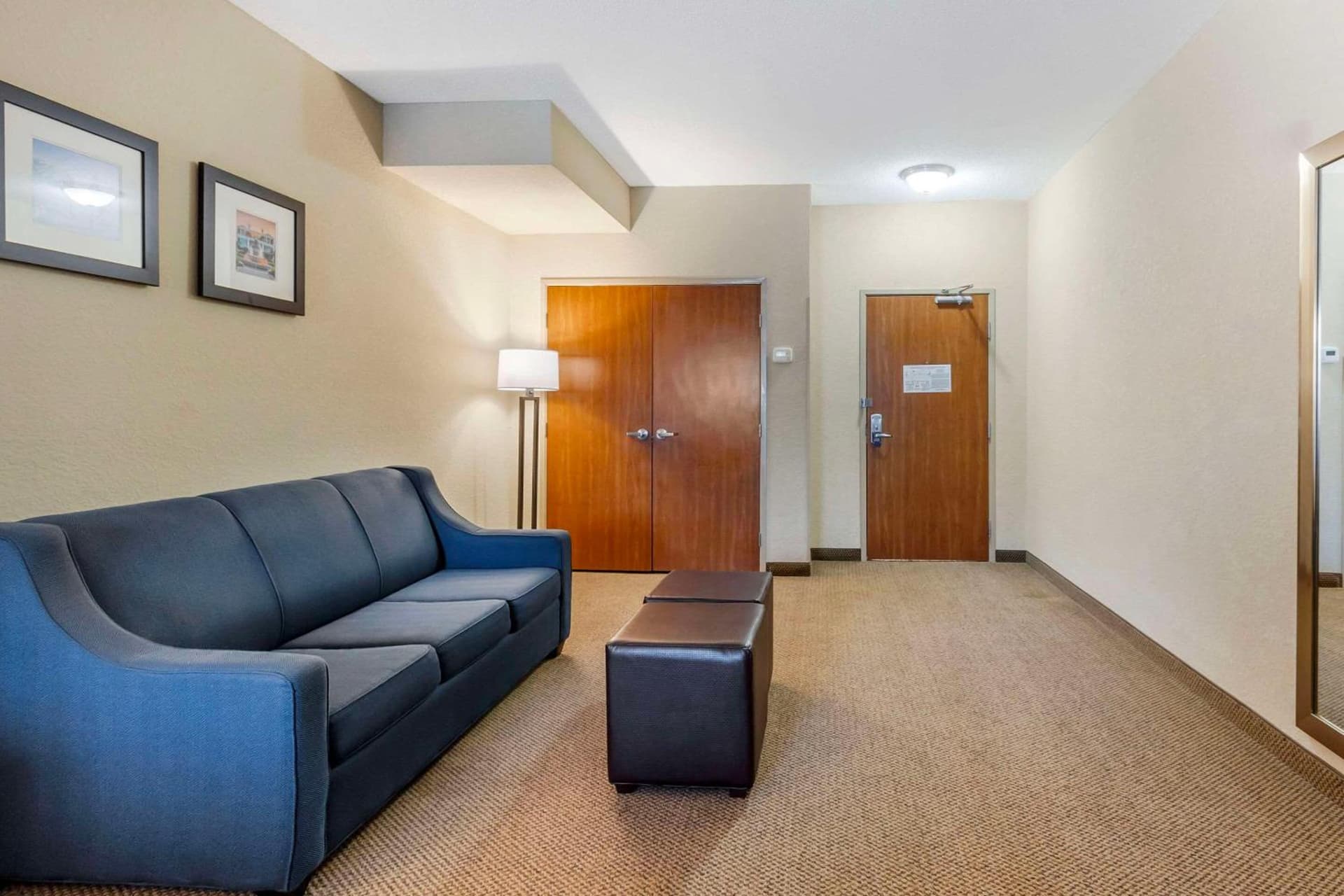 Comfort Inn & Suites Charleston Airport Convention Center