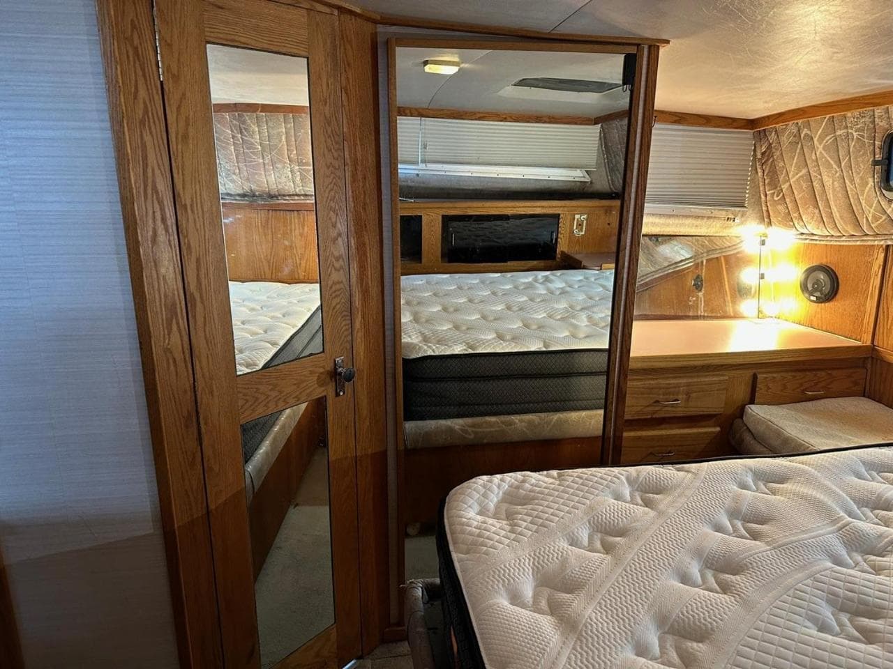 Annapolis Boat Life - Overnight Stays