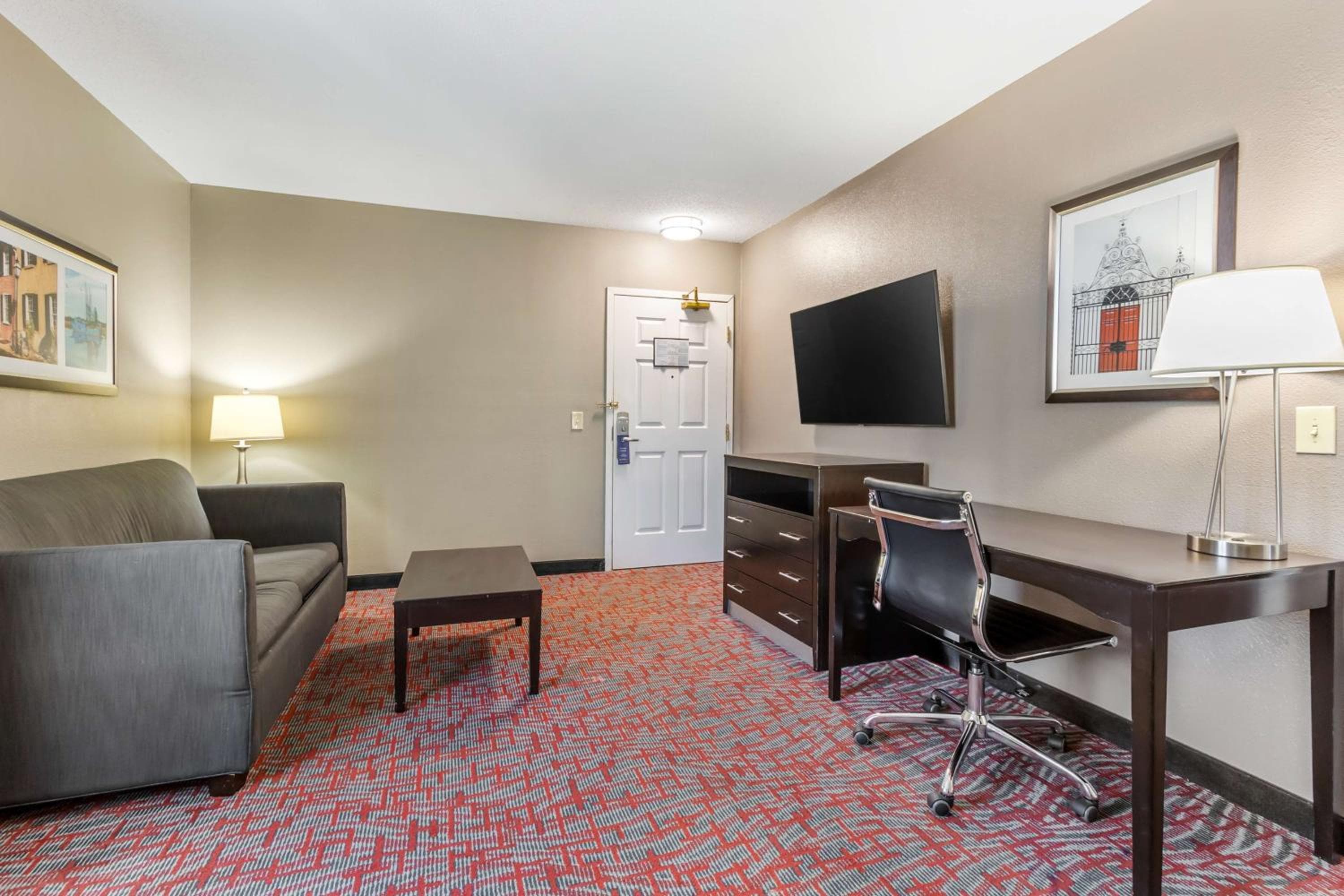 Comfort Inn & Suites North Charleston - Northwoods