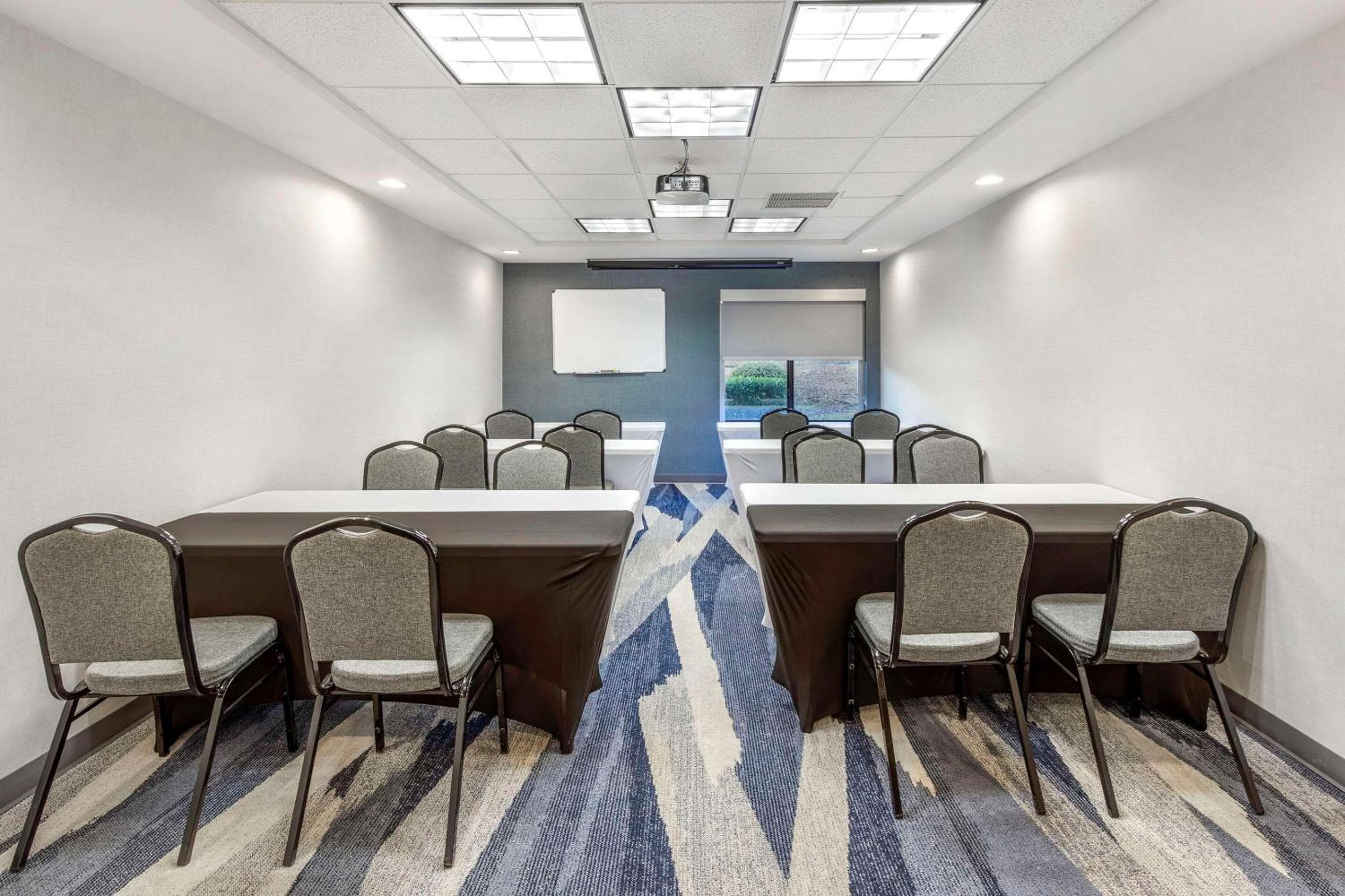 Comfort Suites Whitsett - Greensboro East