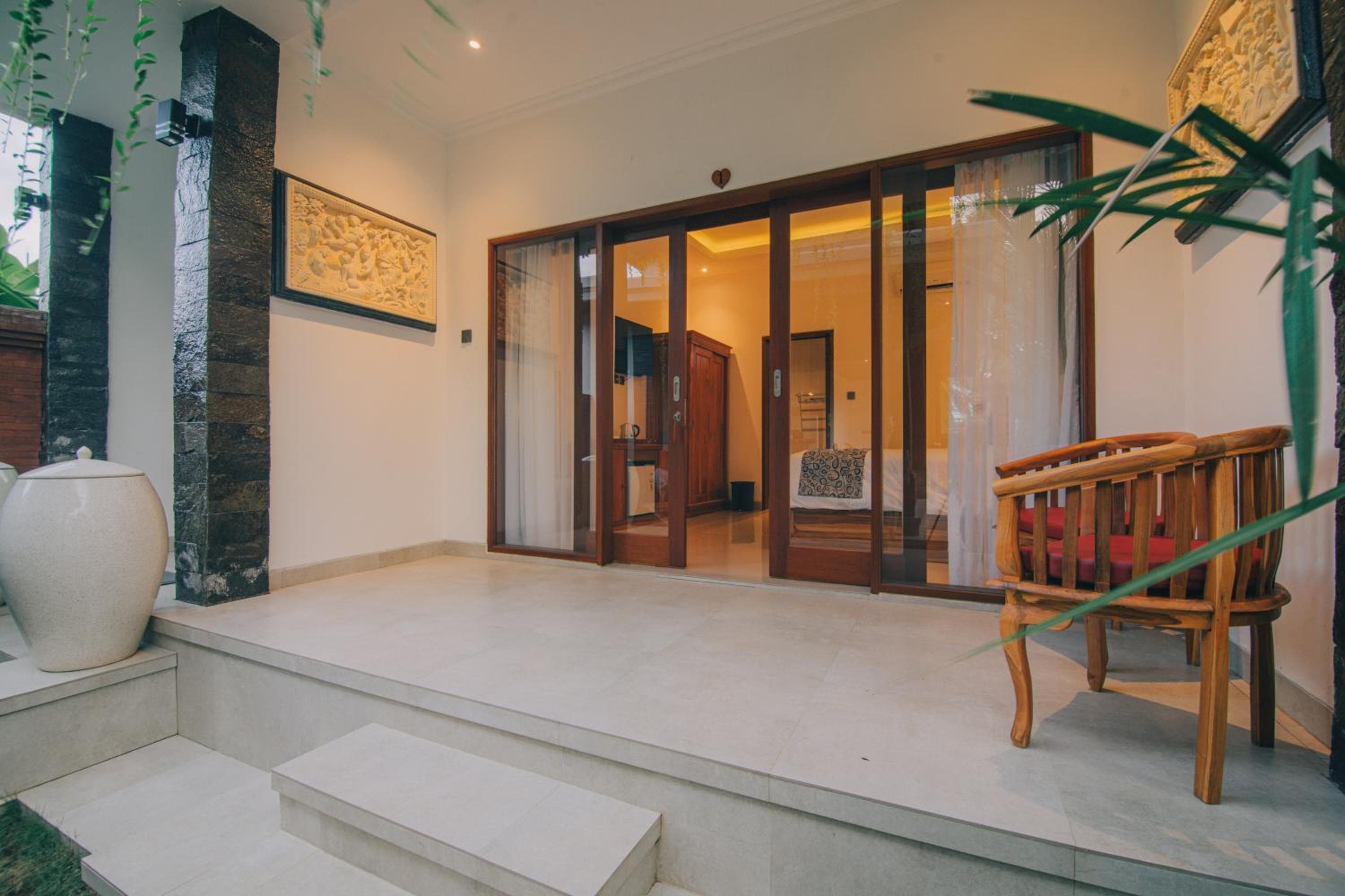 Cucukan Beach Guest House