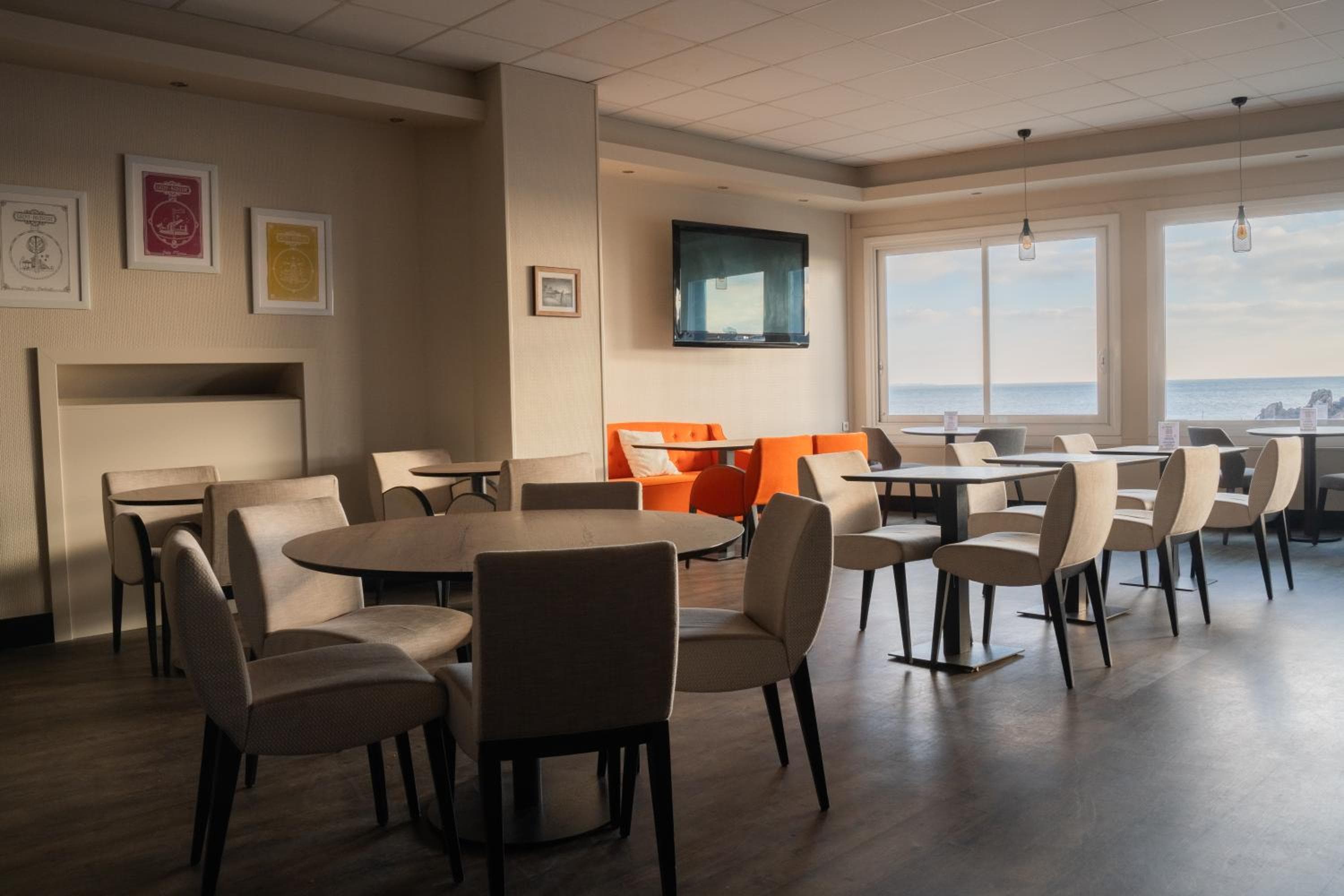 Best Western Hotel De La Plage Saint Marc sur Mer
