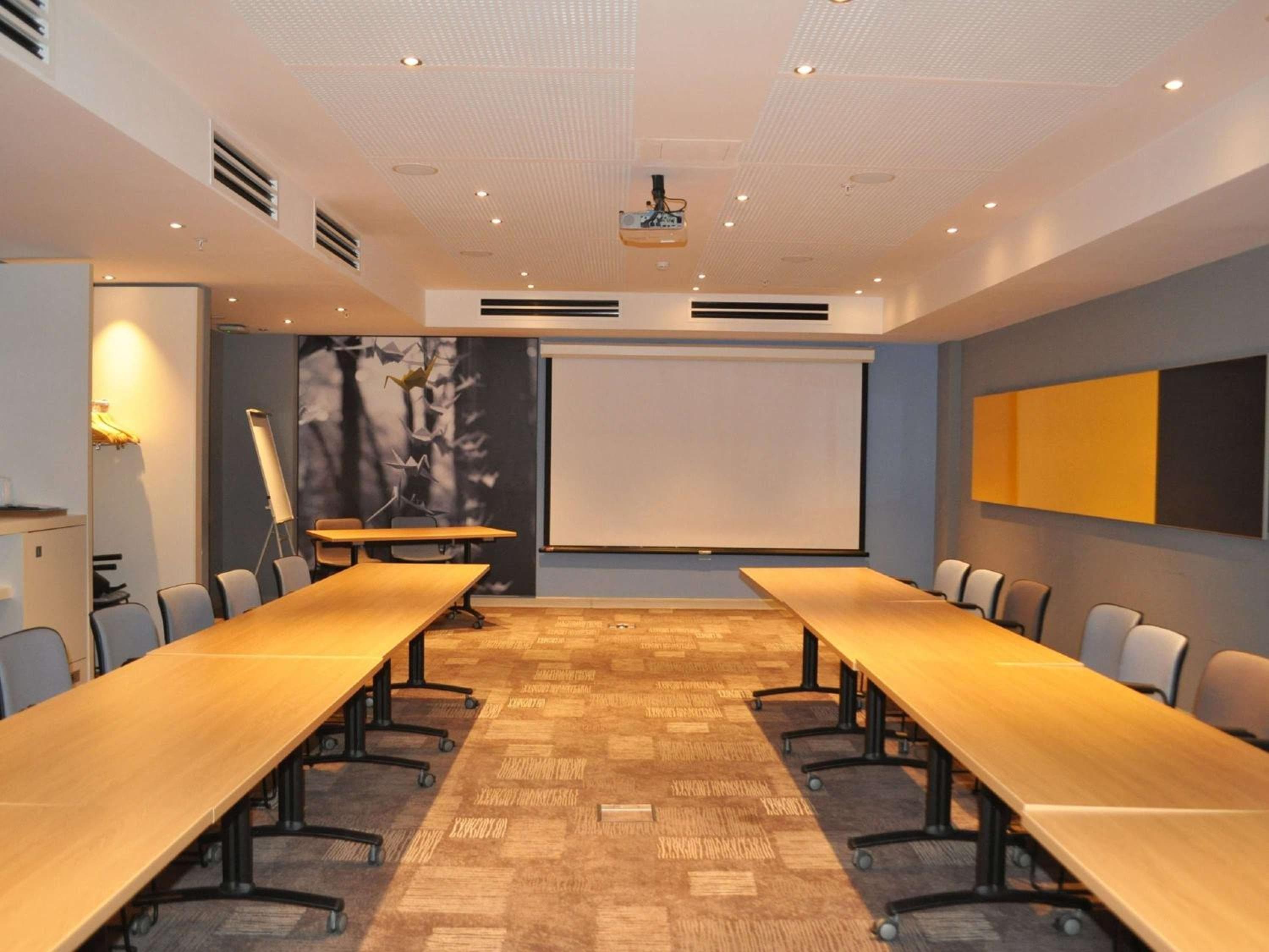 ibis Yerevan Center