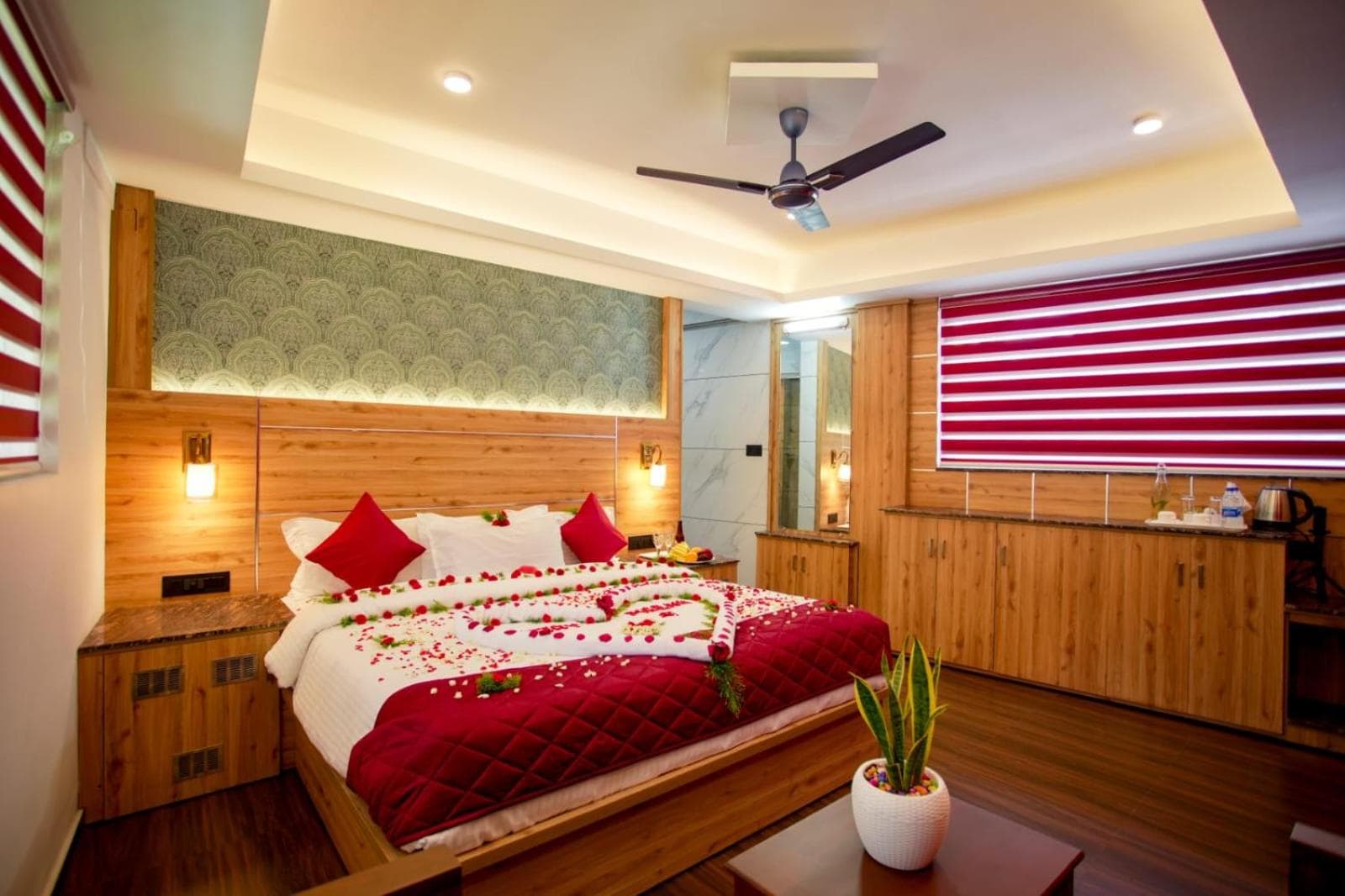 S & B Dreams House