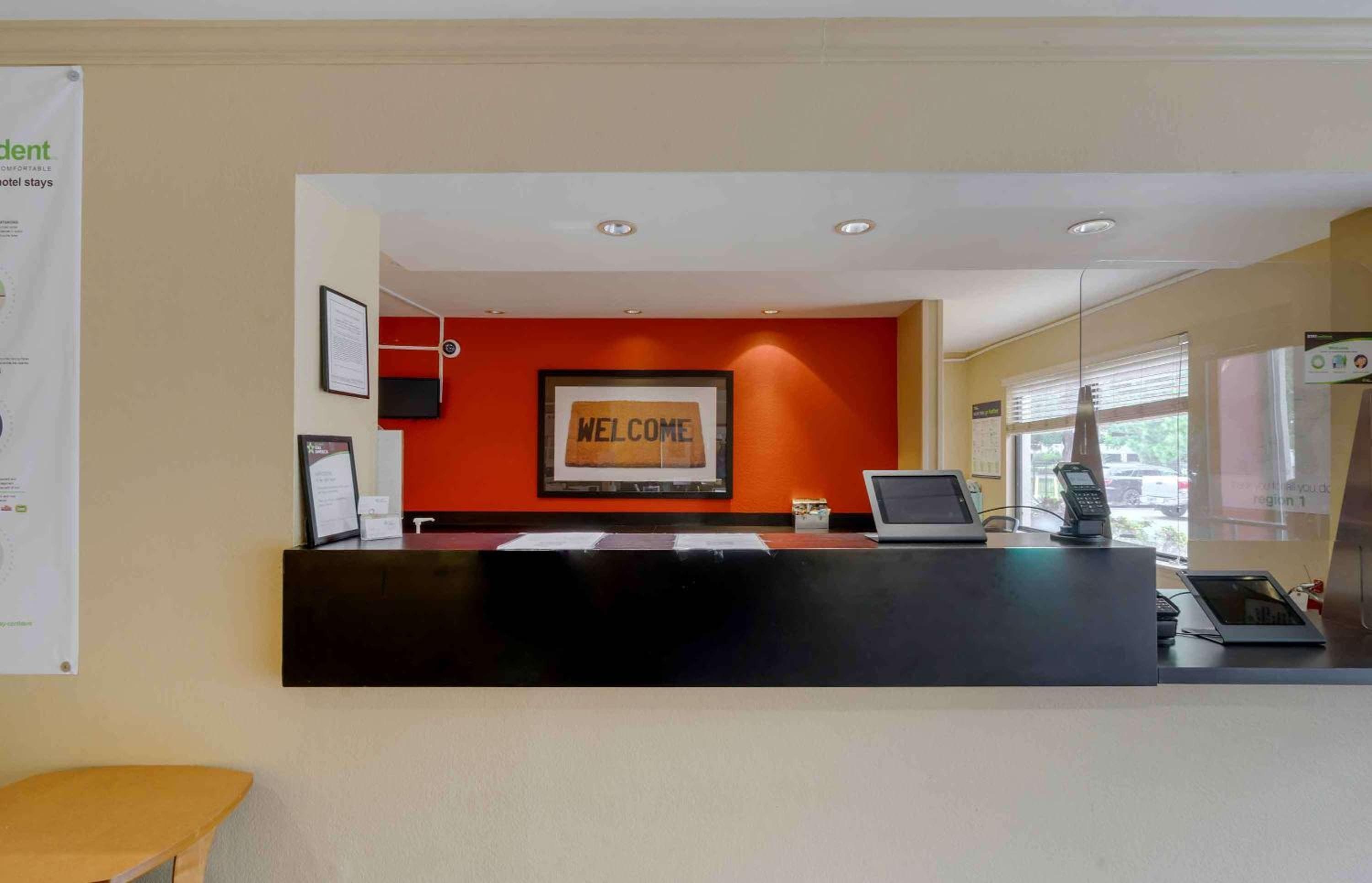 Extended Stay America Select Suites Tampa Airport Memorial Hwy