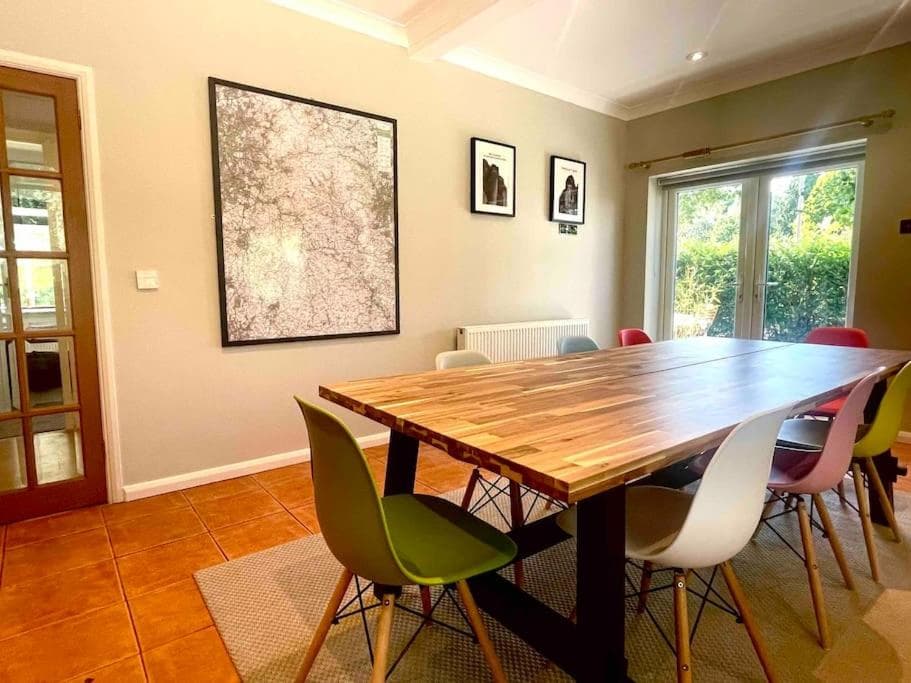 Edge view, outdoor adventure focused cottage, sleeps 8