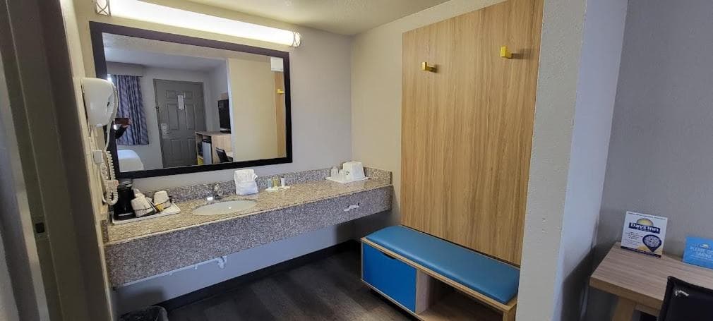 Days Inn by Wyndham Conway