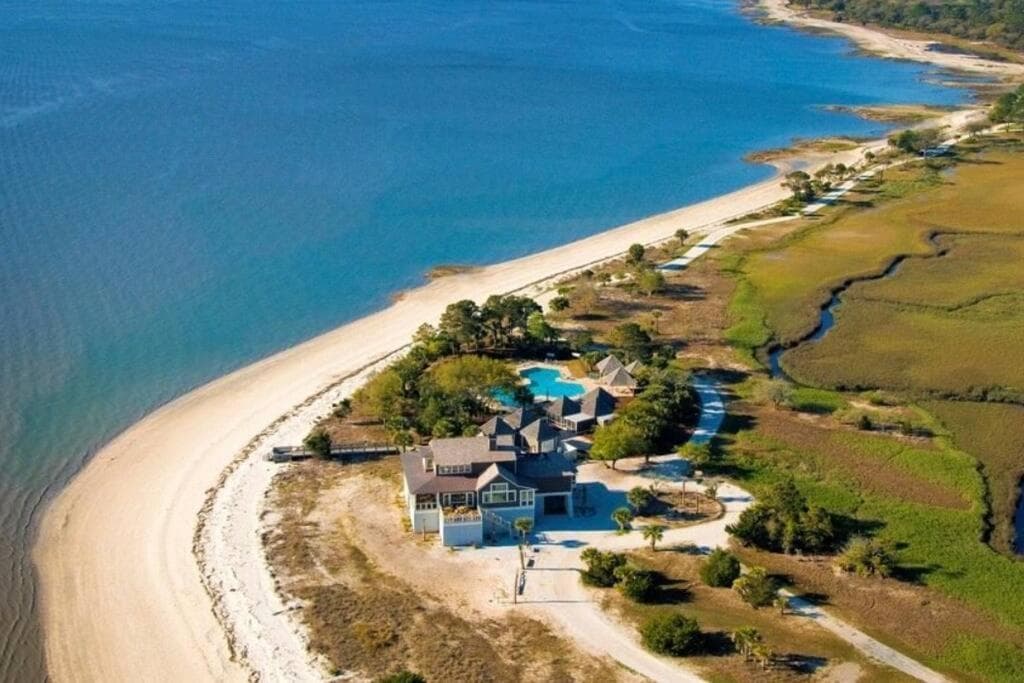 4BD Beach & Golf Retreat! Game Room, Beach Gear