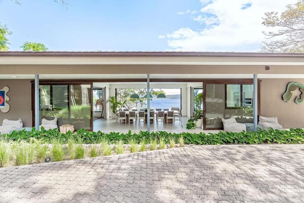 Villa Cinco Monos