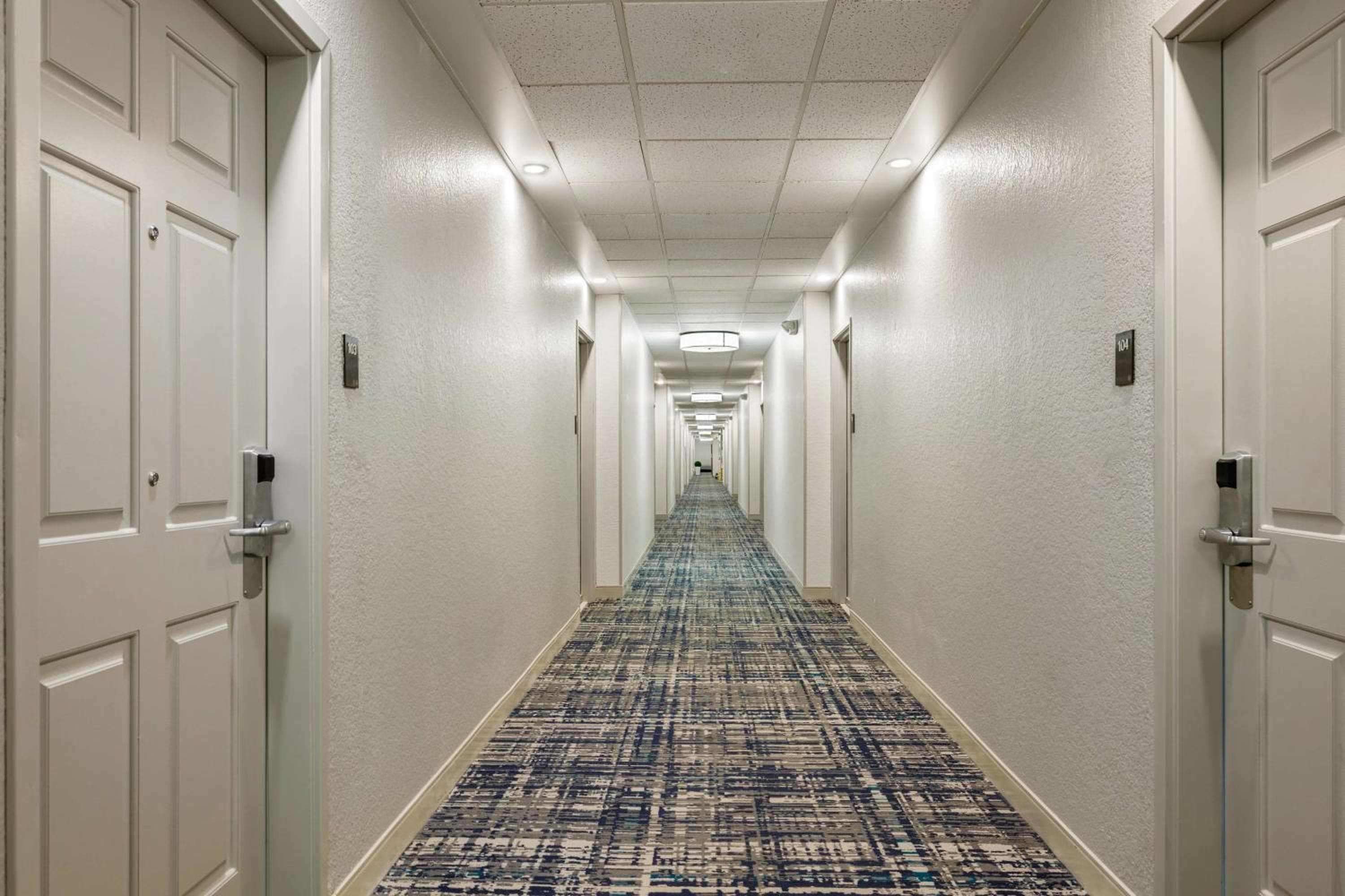 Sonesta Simply Suites Irvine East Foothill