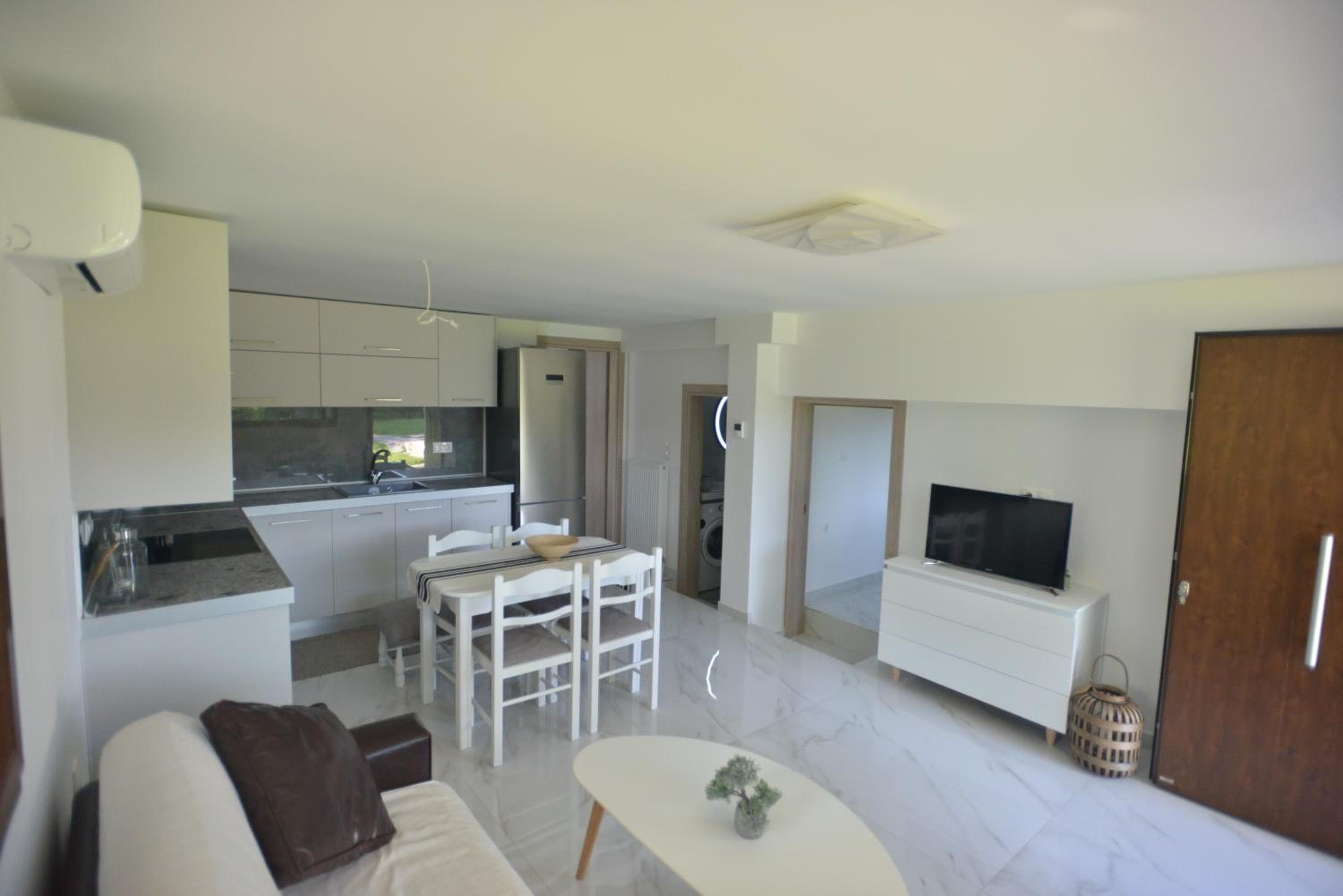 Theros-Cottage