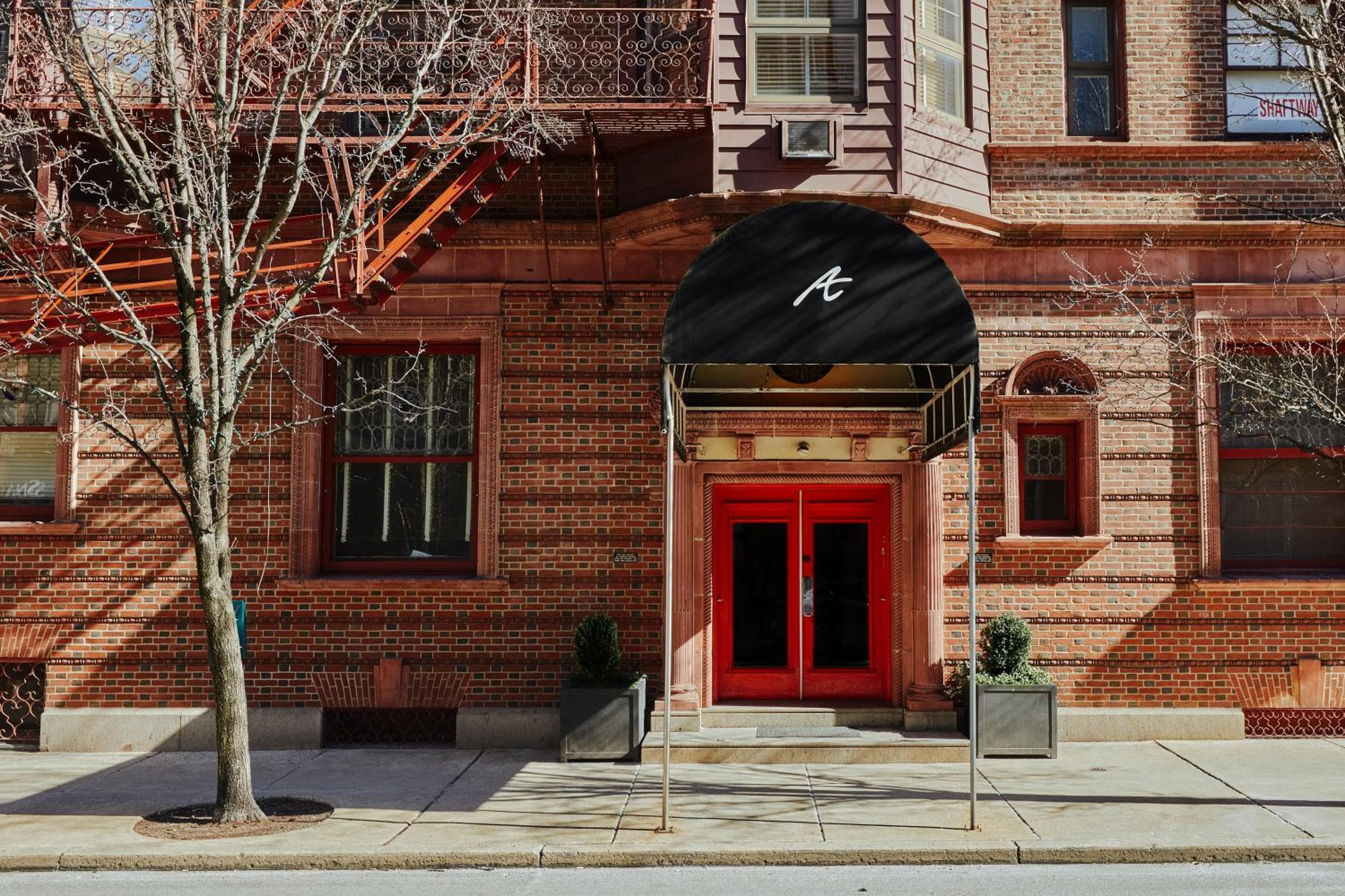 Alexander Inn