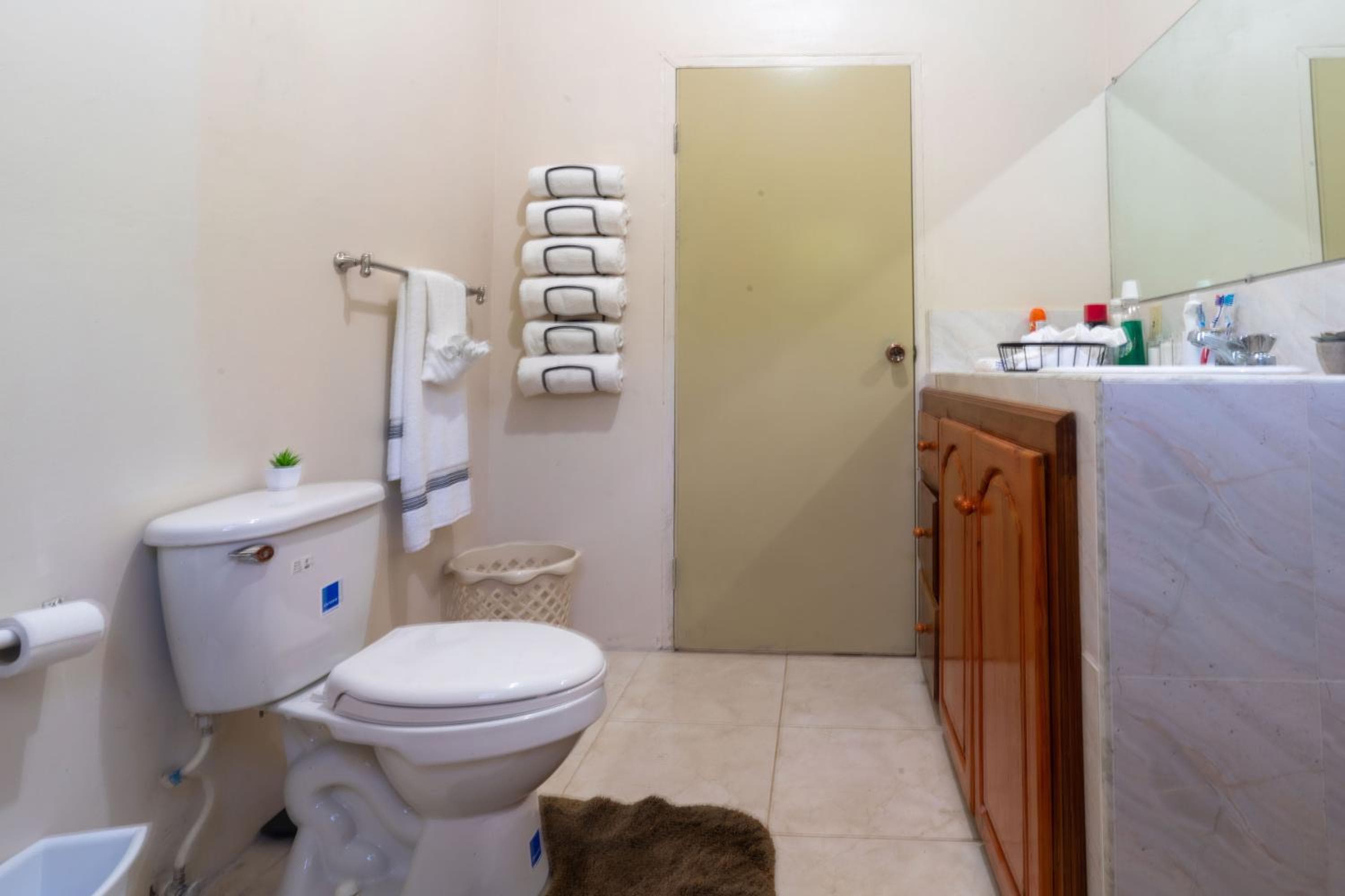 Eleven30 Luxury Apartment 1B