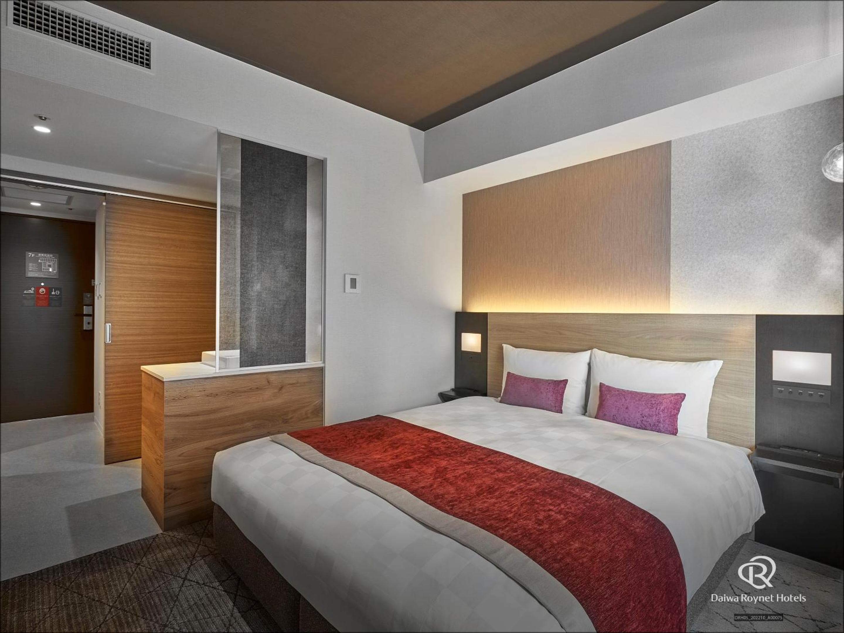 Daiwa Roynet Hotel Osaka Sakaisuji Honmachi PREMIER