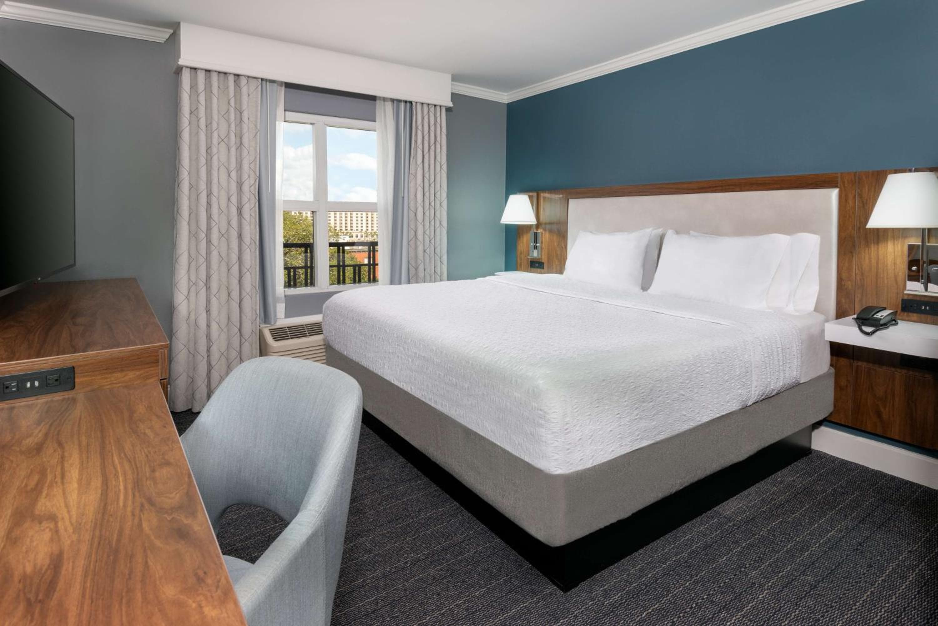 Hampton Inn Savannah Historic District