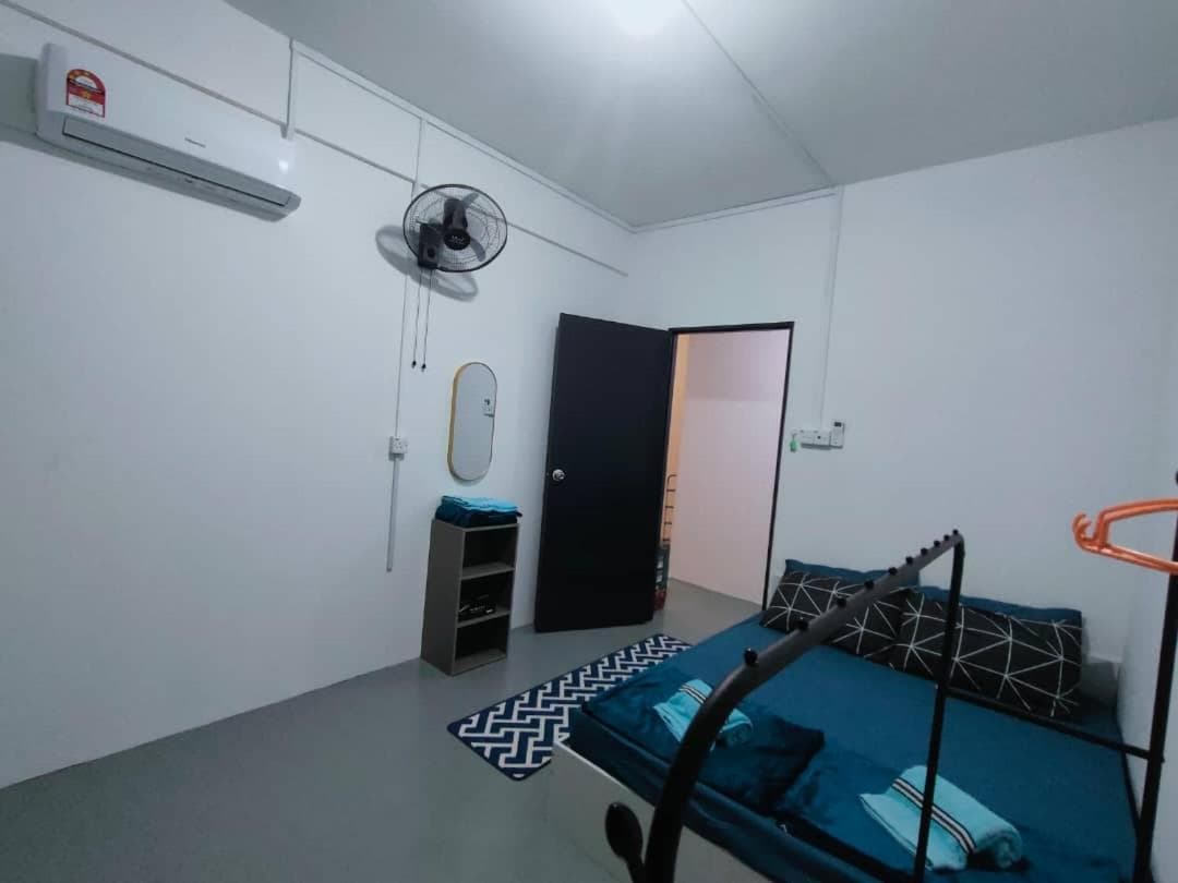 D'Aqiela Gayang Homestay