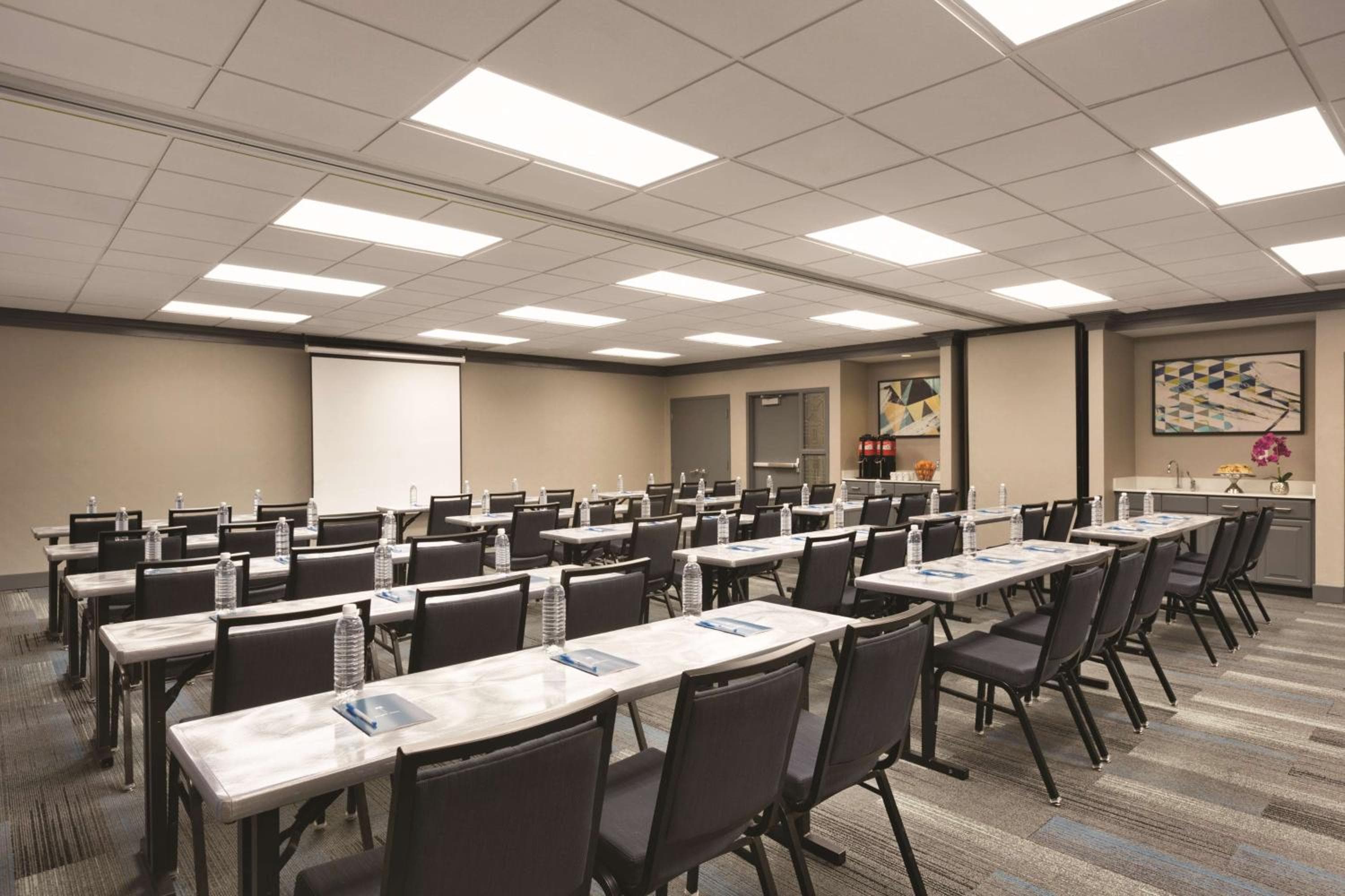 Hyatt House Miami Airport