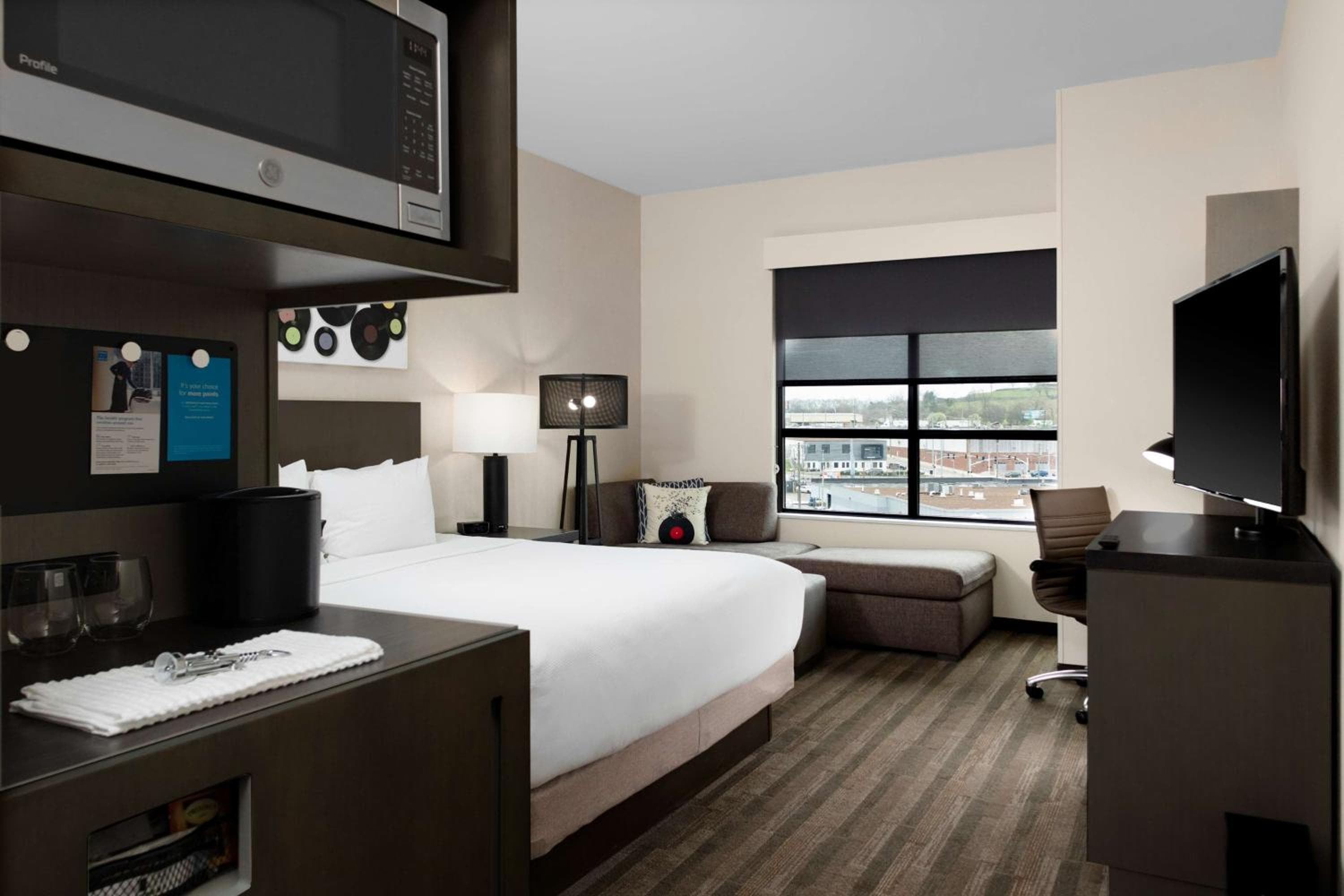 Hyatt House Nashville Downtown-Convention Center