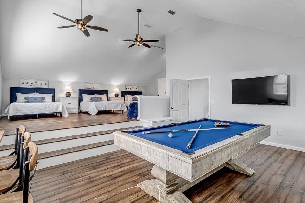 AquaTerra Heated Pool Beachside and Game Room