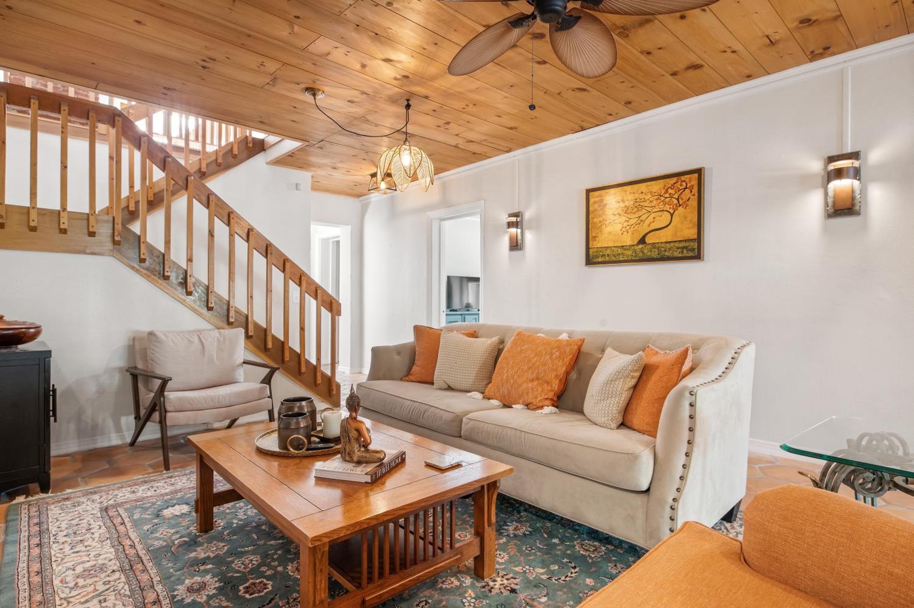 Villa Bella! Amazing pool home with cabana just minutes from downtown!