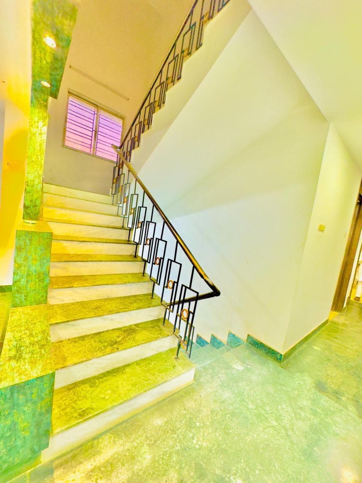 Hotel Diamond inn @Esplanade