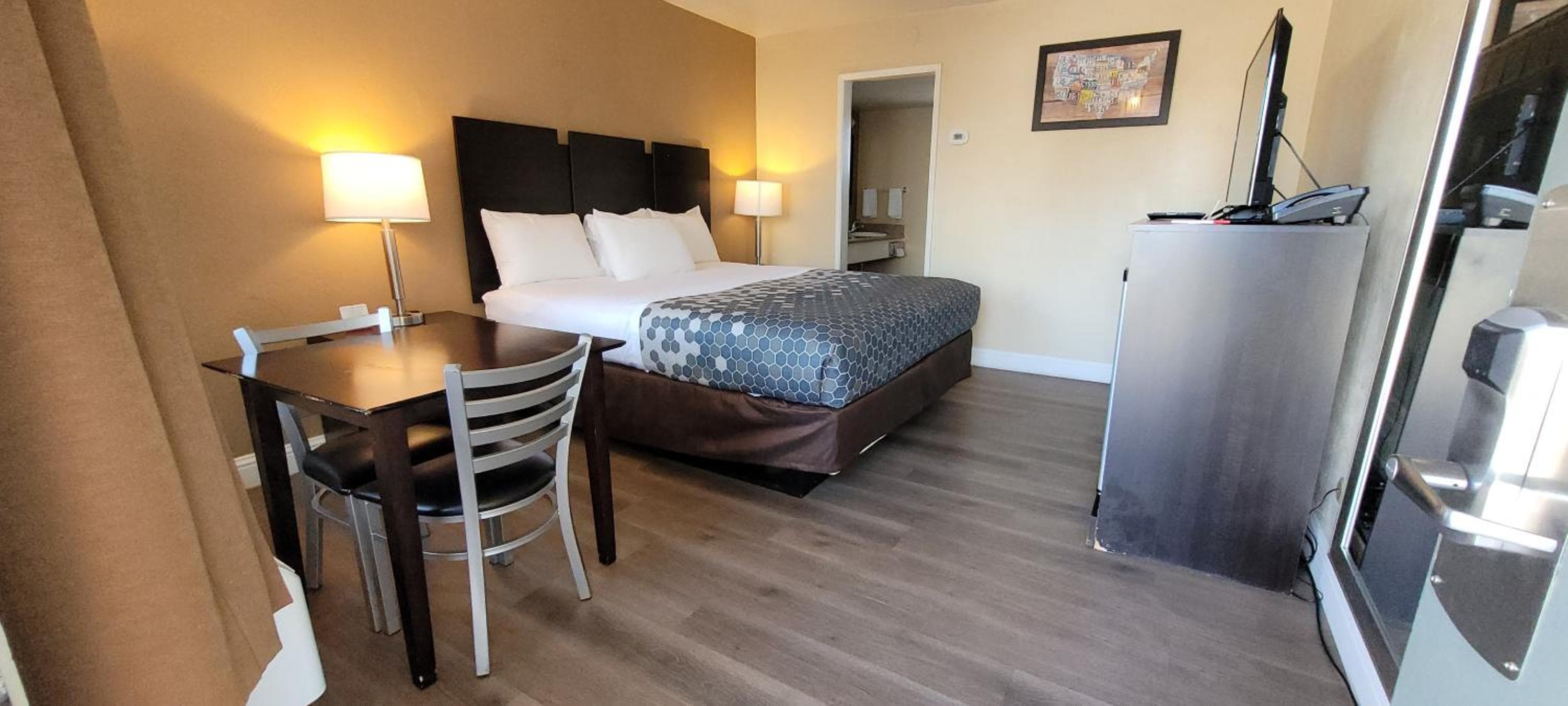Econo Lodge Sacramento Convention Center