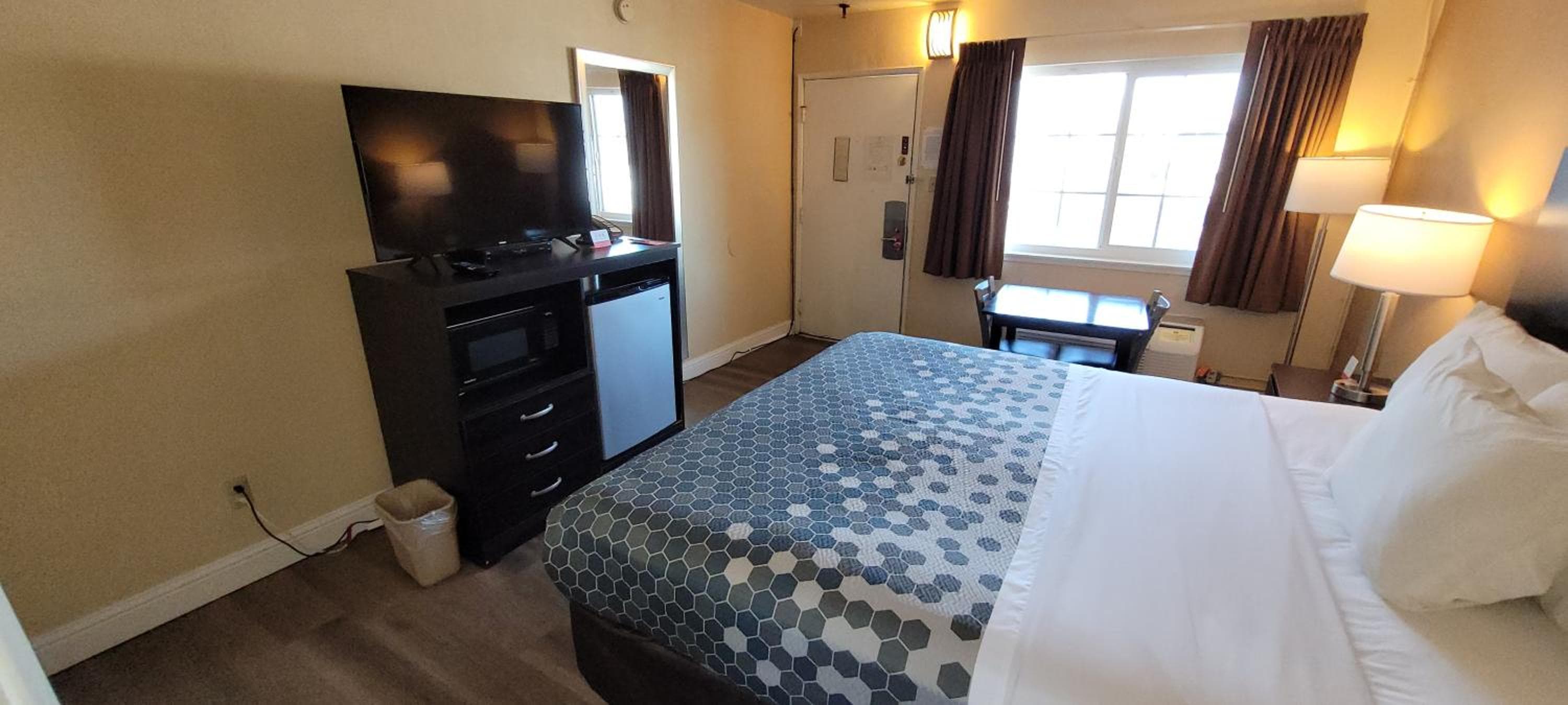 Econo Lodge Sacramento Convention Center