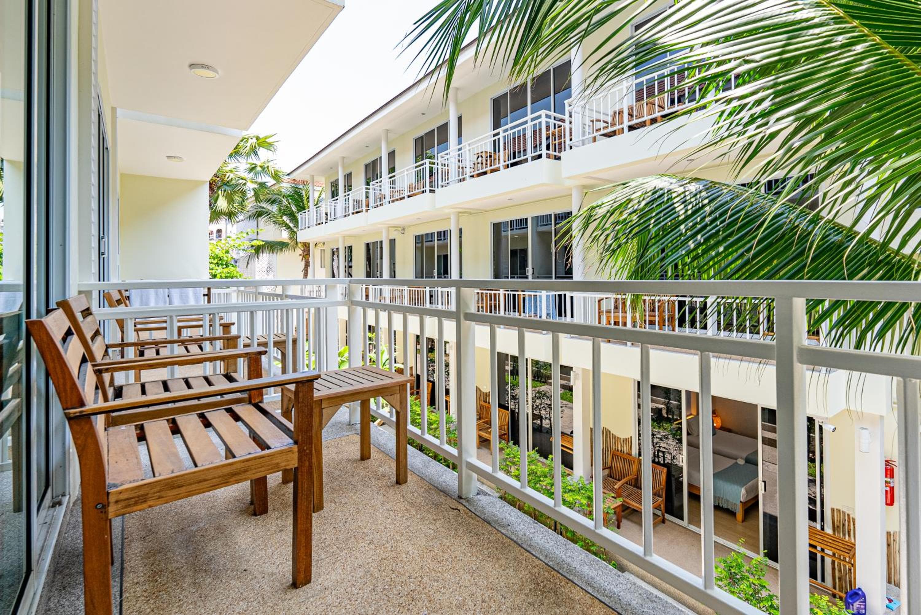 ARKbar Beach Club & Resort - Adults Only