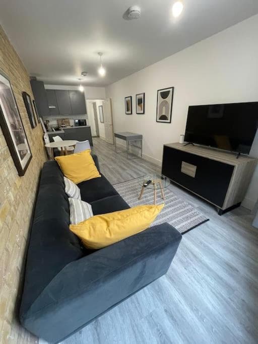 Stunning 1 bed central flat