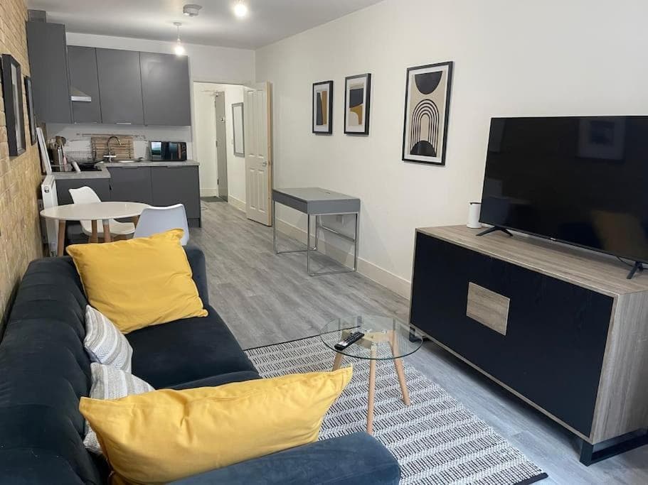 Stunning 1 bed central flat
