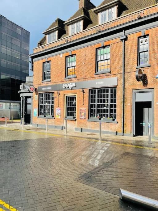 Stunning 1 bed central flat