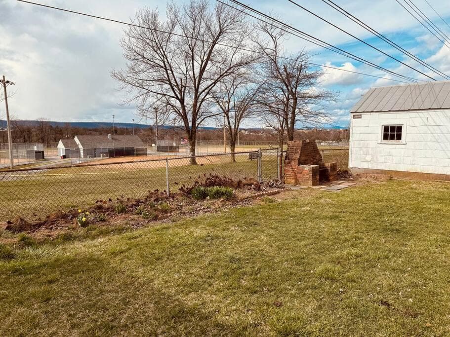Hollida House