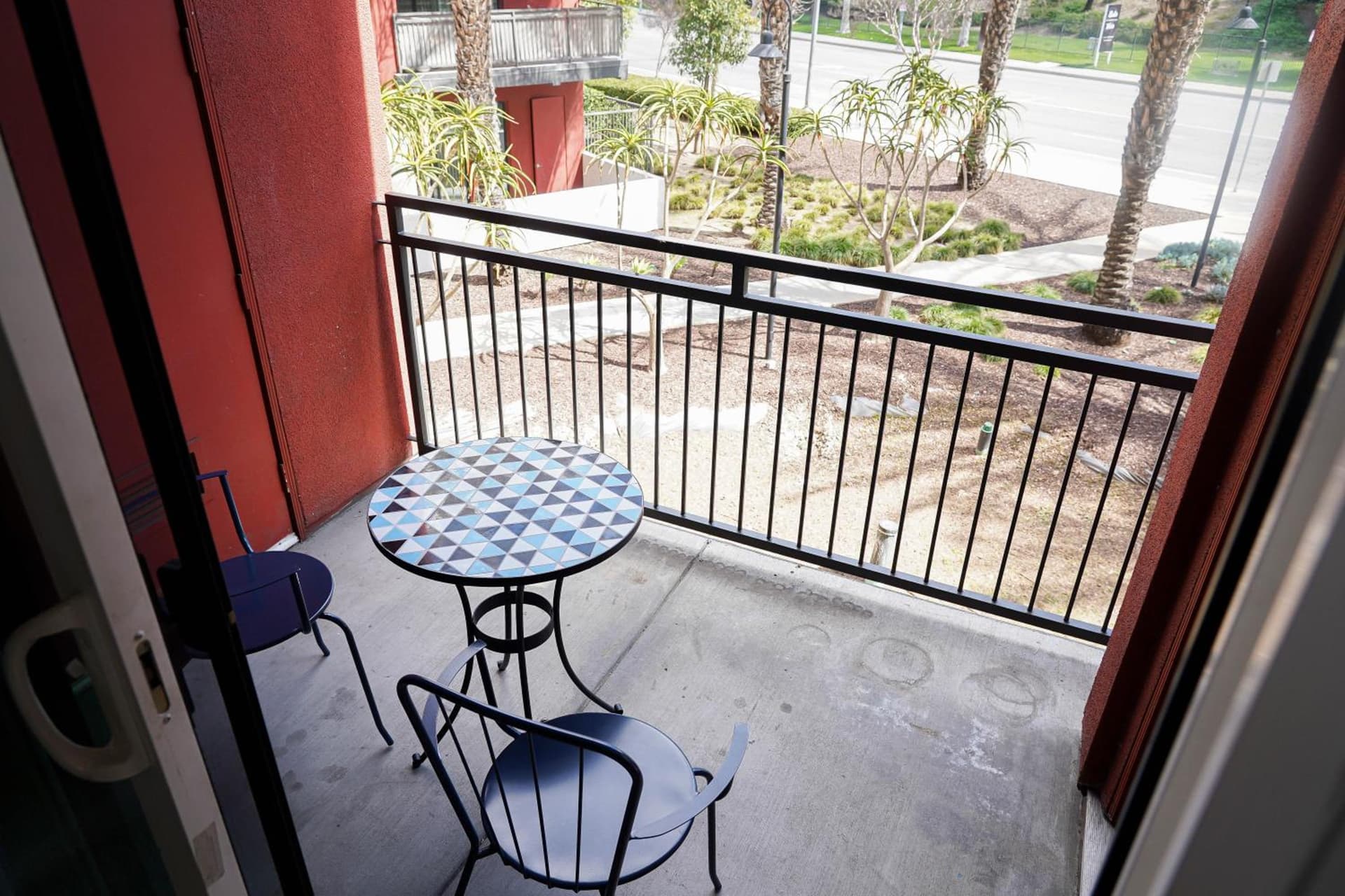 Luxury furnished & Designed 2 Bedroom Part Hotel in Woodland Hills