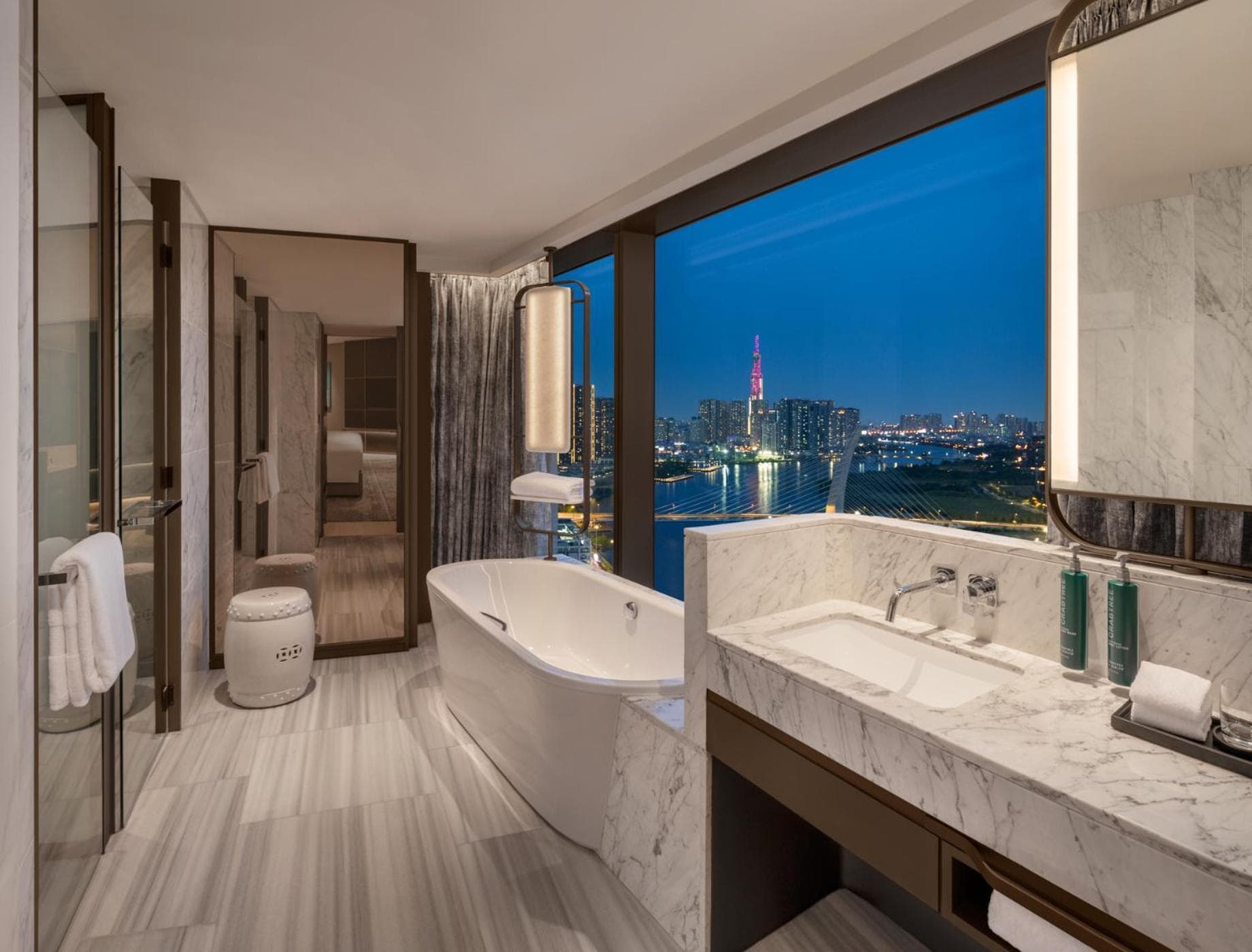 Hilton Saigon