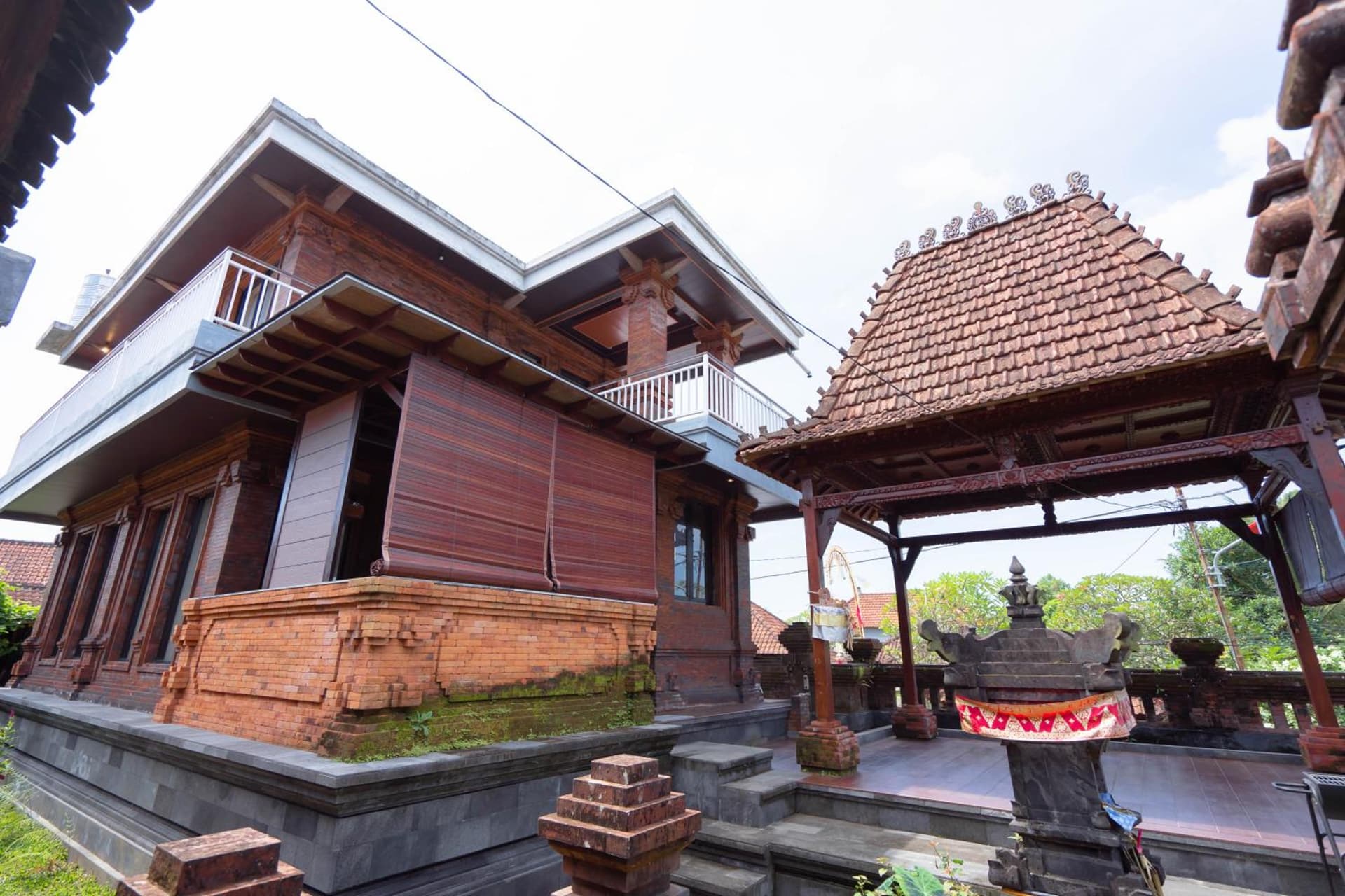 Tebluess Gianyar