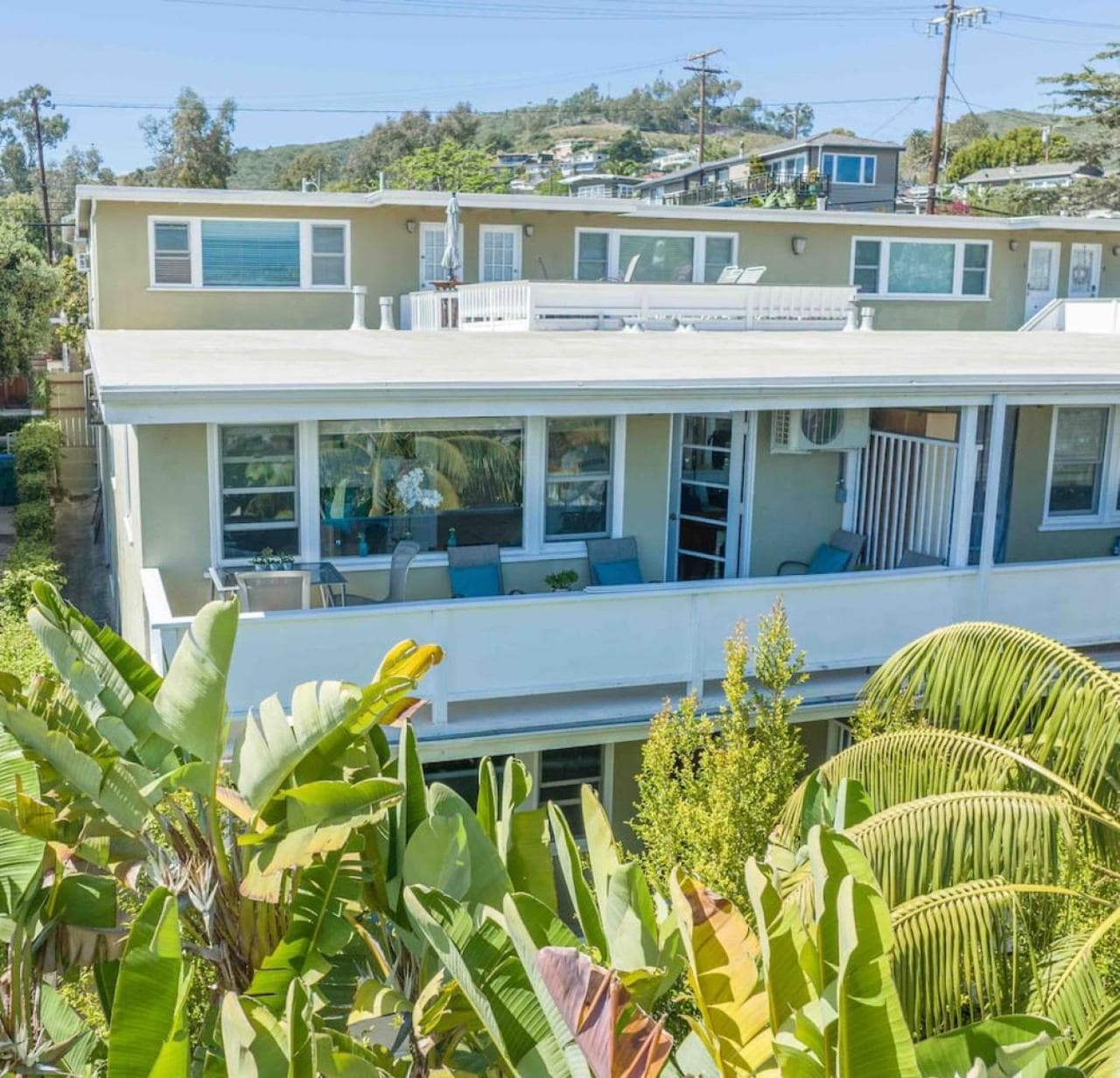 STUNNINGLY PERFECT Beach ALL NEW REMODEL Galore