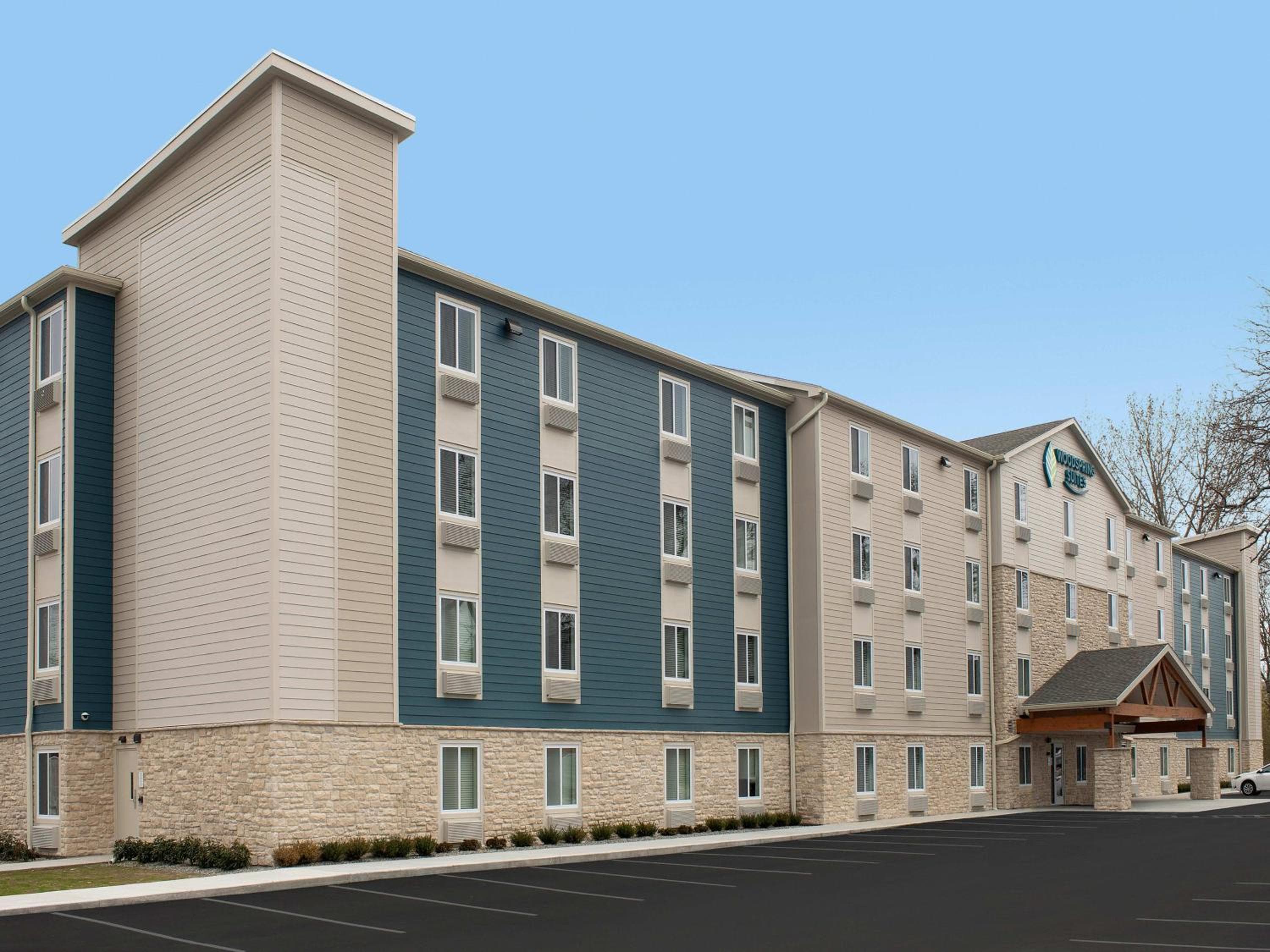 WoodSpring Suites Fort Myers - Cape Coral