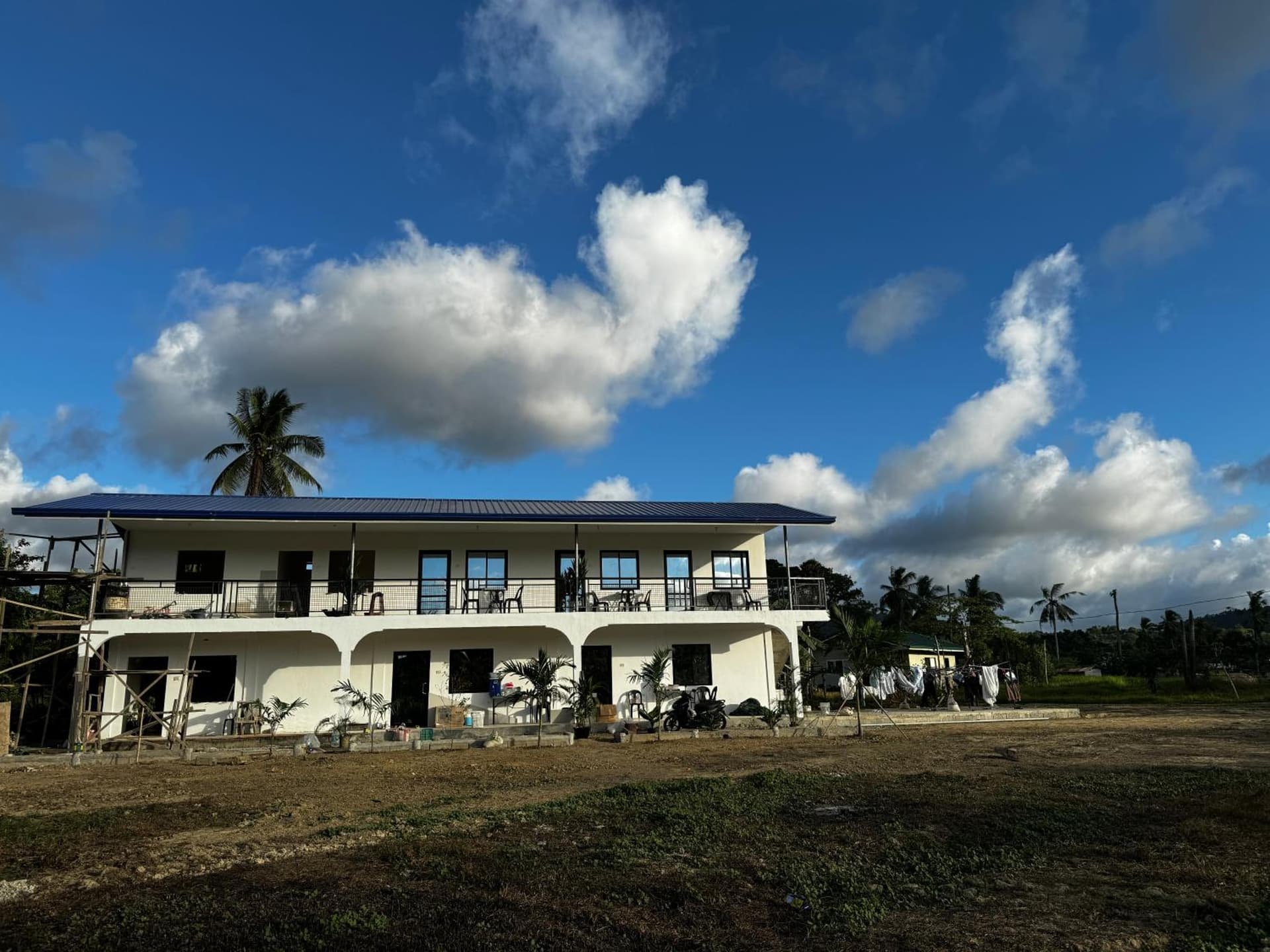 Mariobellas Inn or Mario's White House