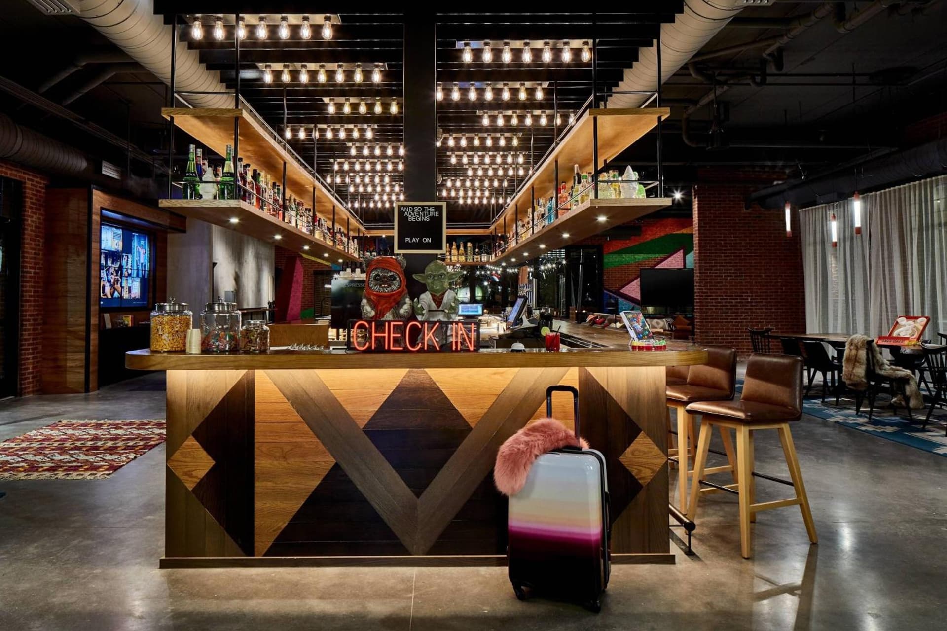 Moxy Columbia Downtown